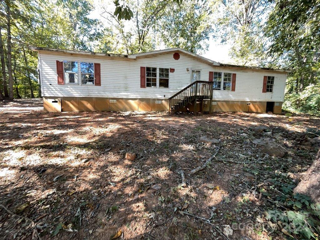 1359 Bowling Green Drive