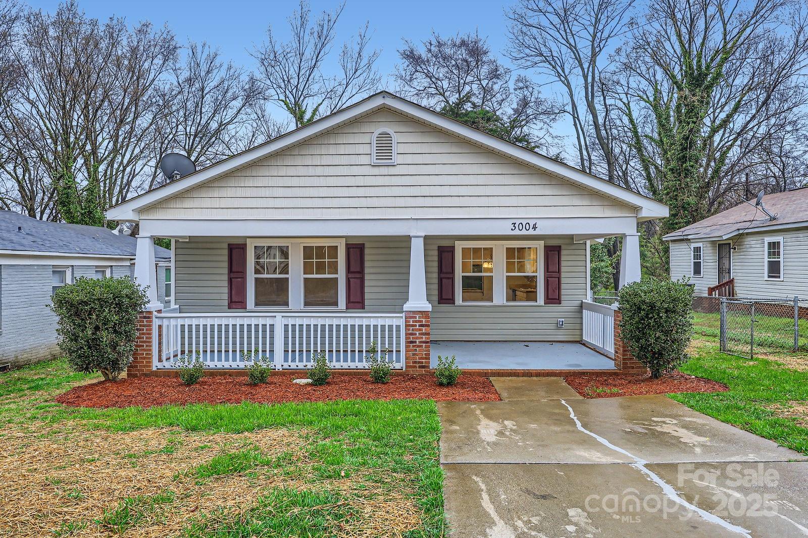 Property image 1 at 3004 Ridge Avenue, Charlotte, NC 28208