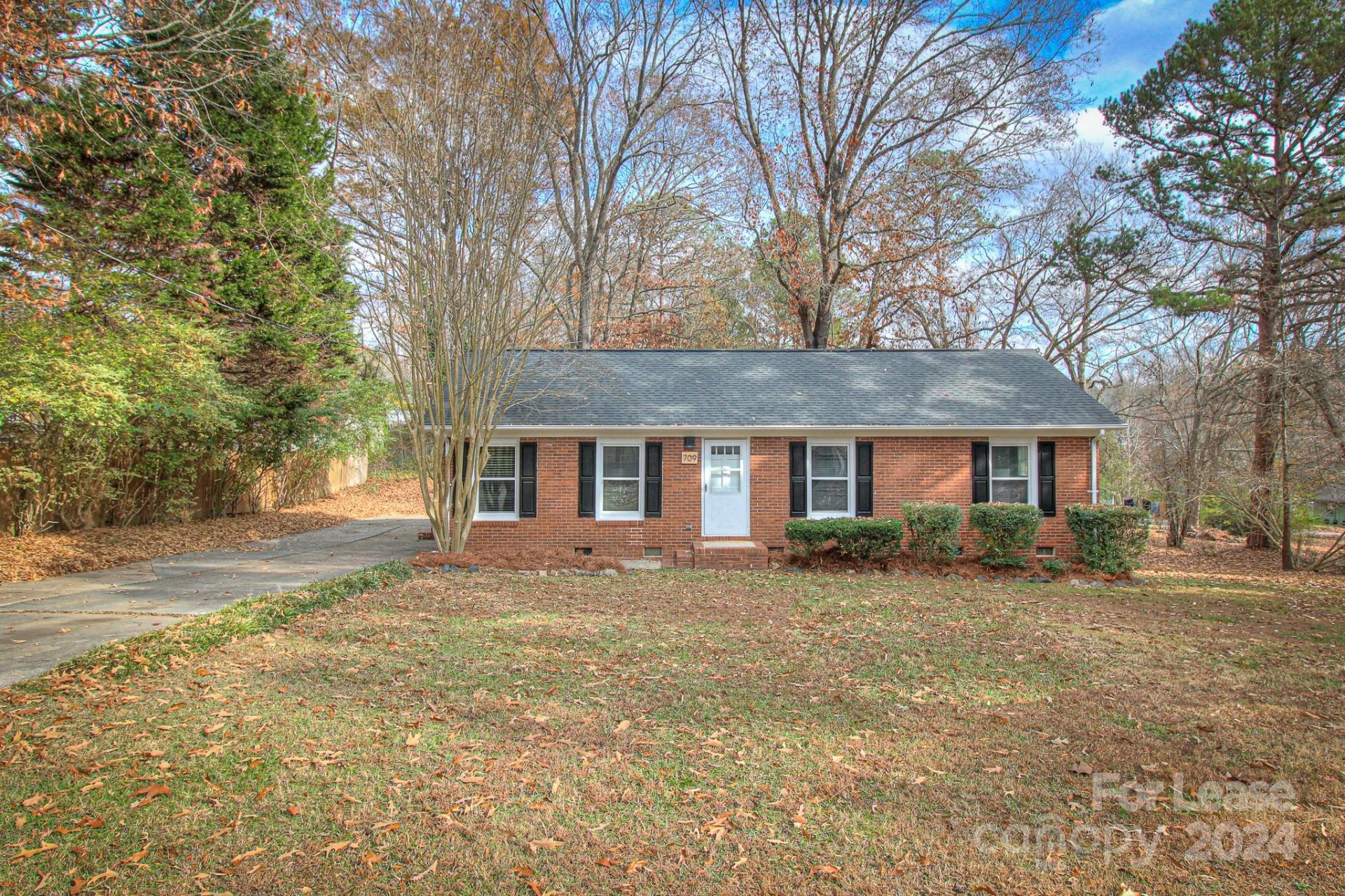 Property image 1 at 709 Anne Avenue, Waxhaw, NC 28173