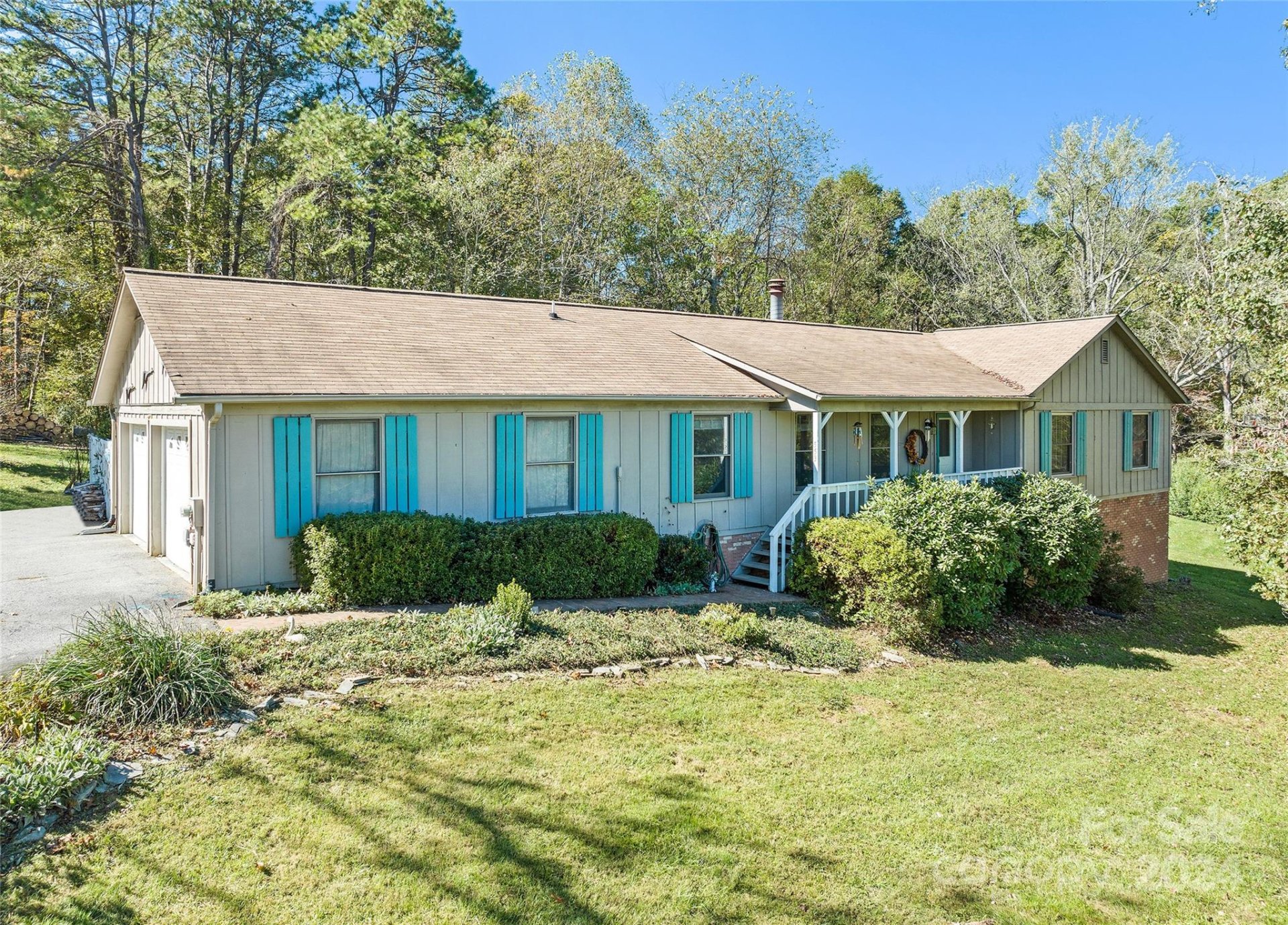 553 Nellie John Drive