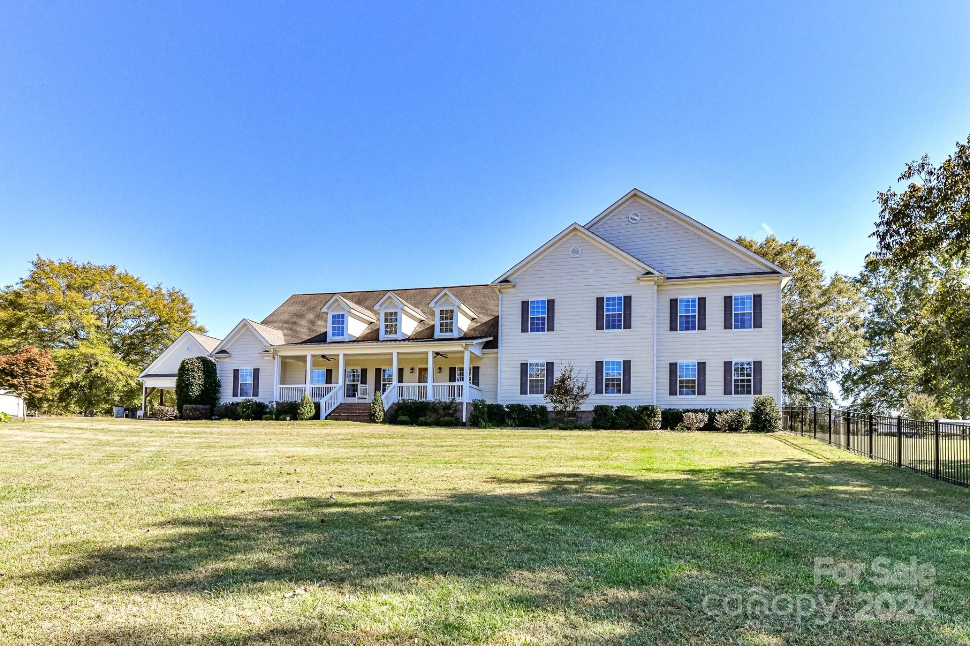 Property image 2 at 1072 Arabian Farm Road, Clover, SC 29710