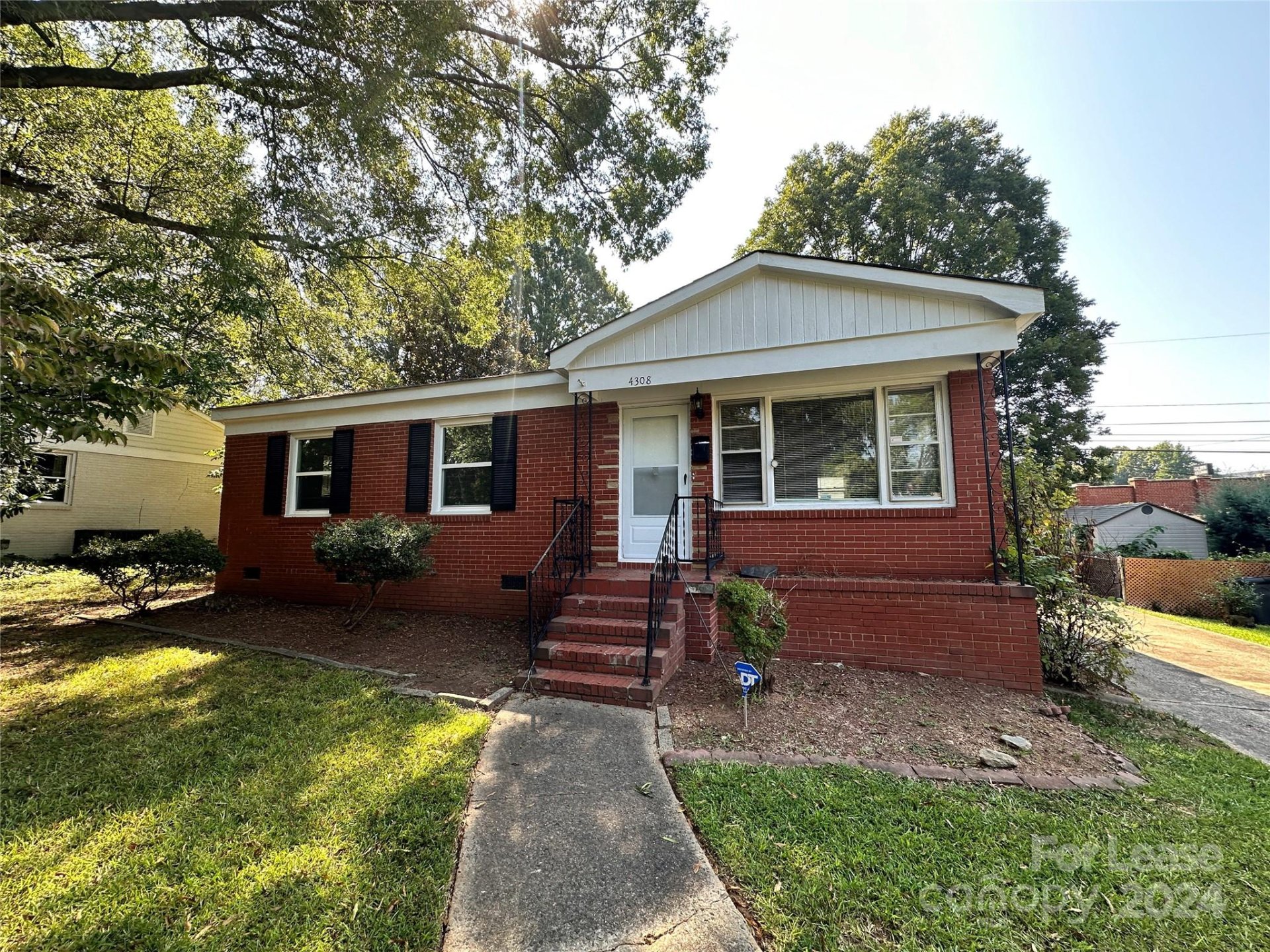 Property image 1 at 4308 Winfield Drive, Charlotte, NC 28205