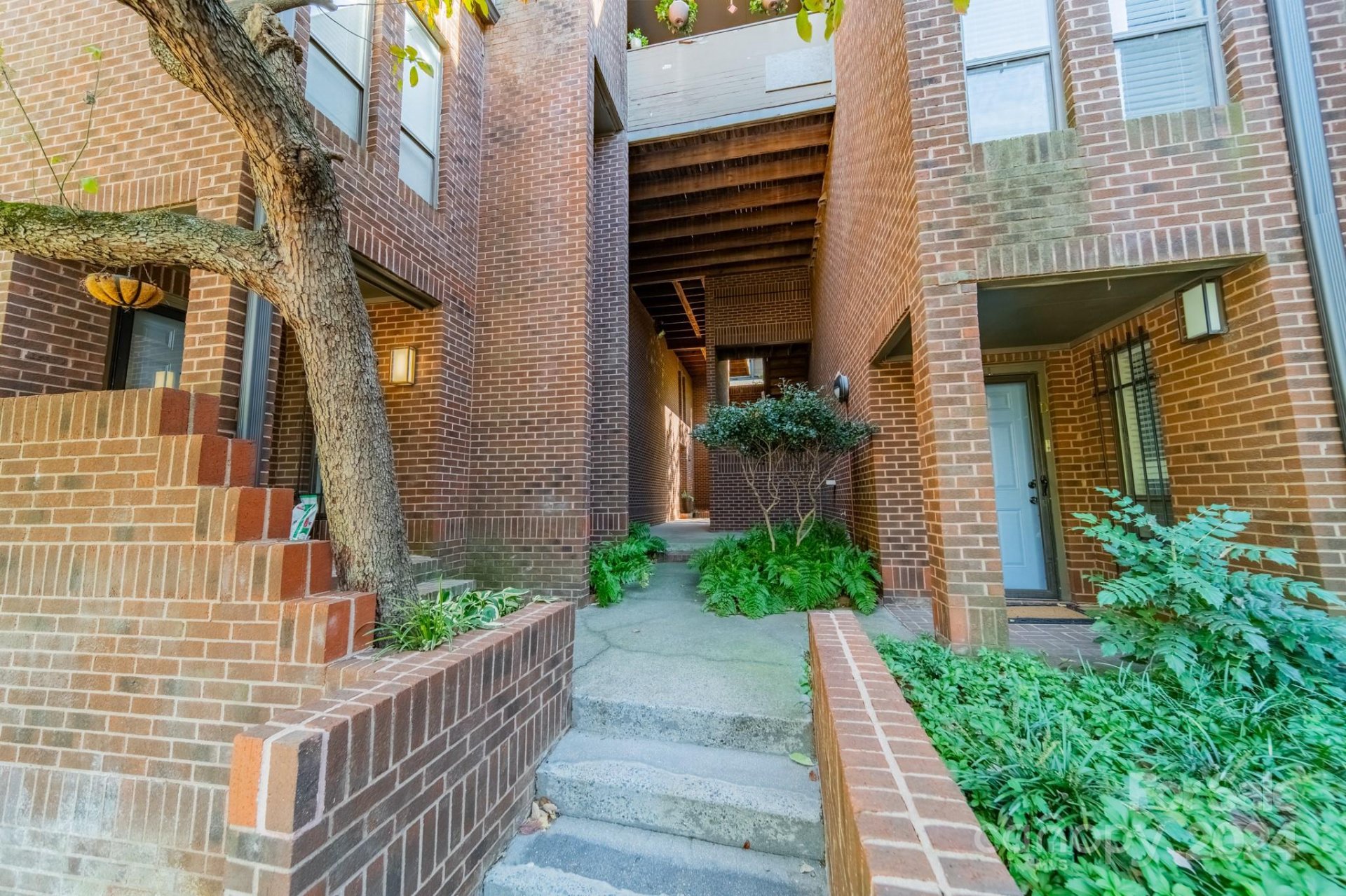 Property image 1 at 423 N Church Street, Charlotte, NC 28202