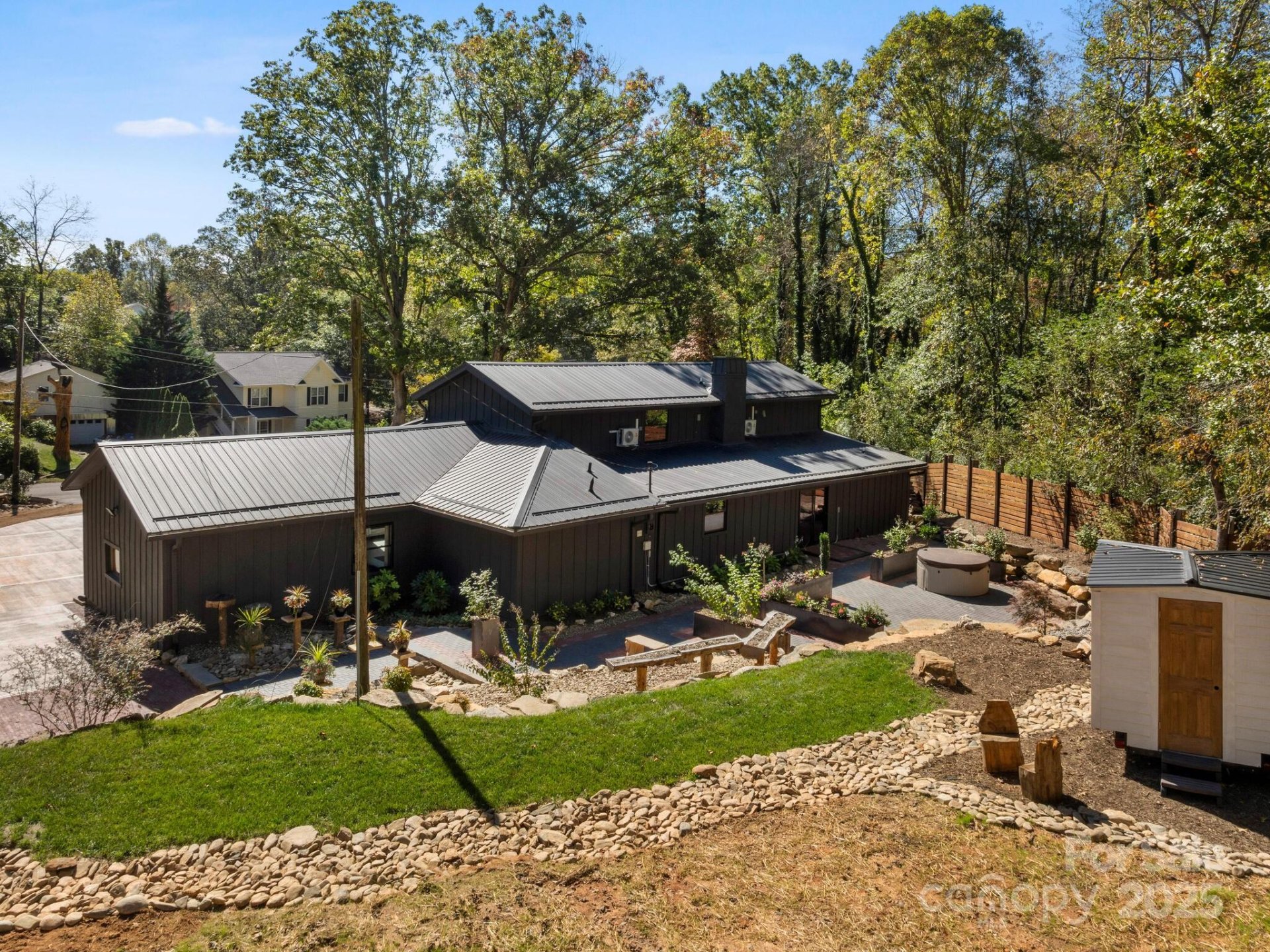 Property image 3 at 32 Campground Road, Asheville, NC 28805