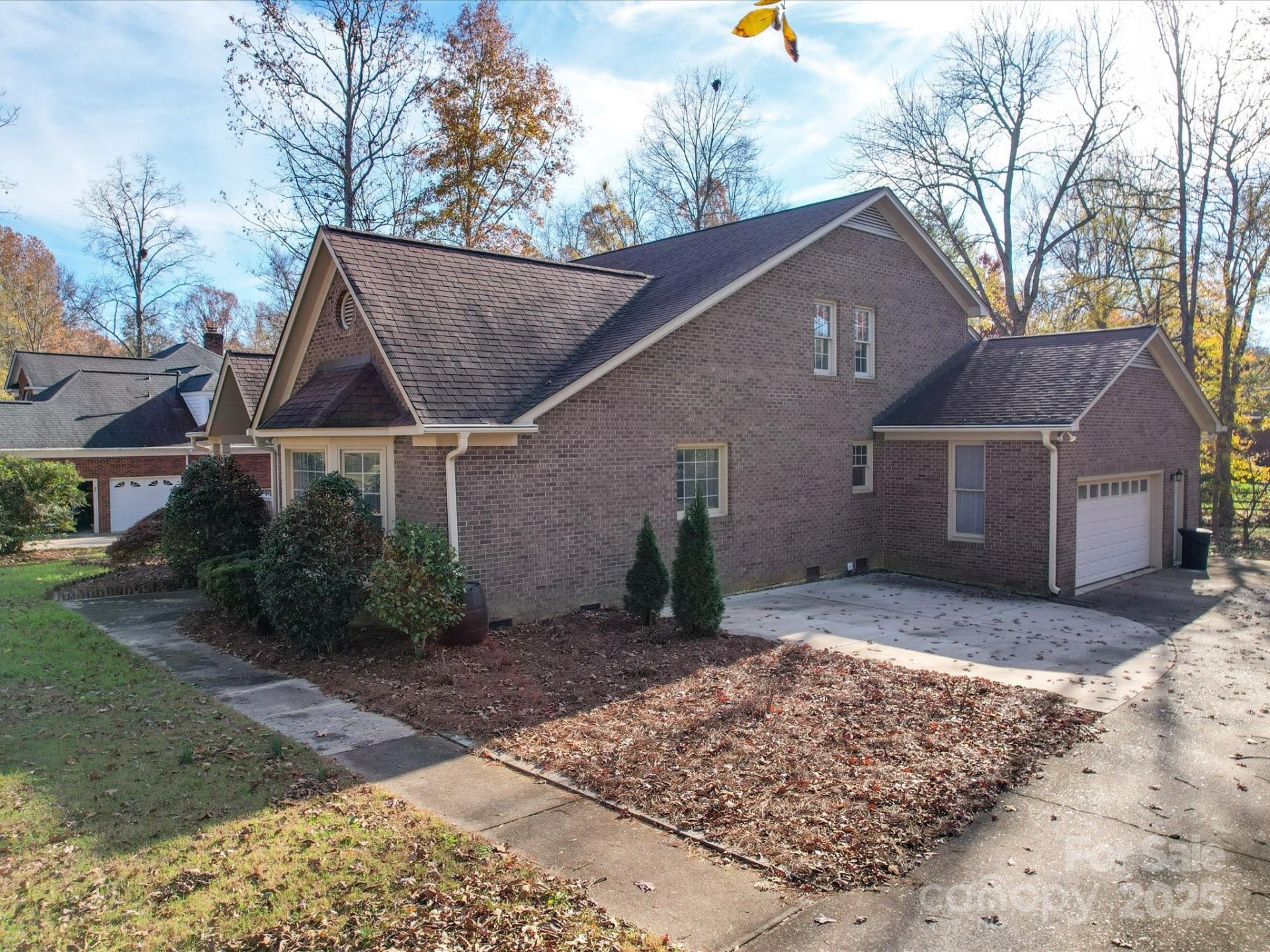 Property image 3 at 909 Woodhurst Drive, Monroe, NC 28110