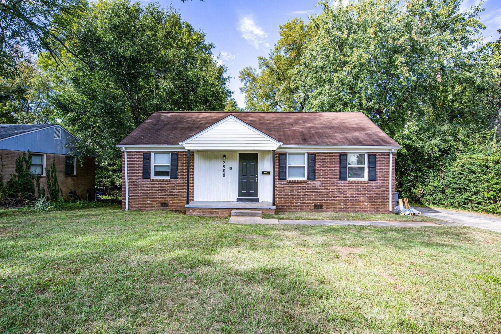Property image 1 at 2908 Lasalle Street, Charlotte, NC 28216
