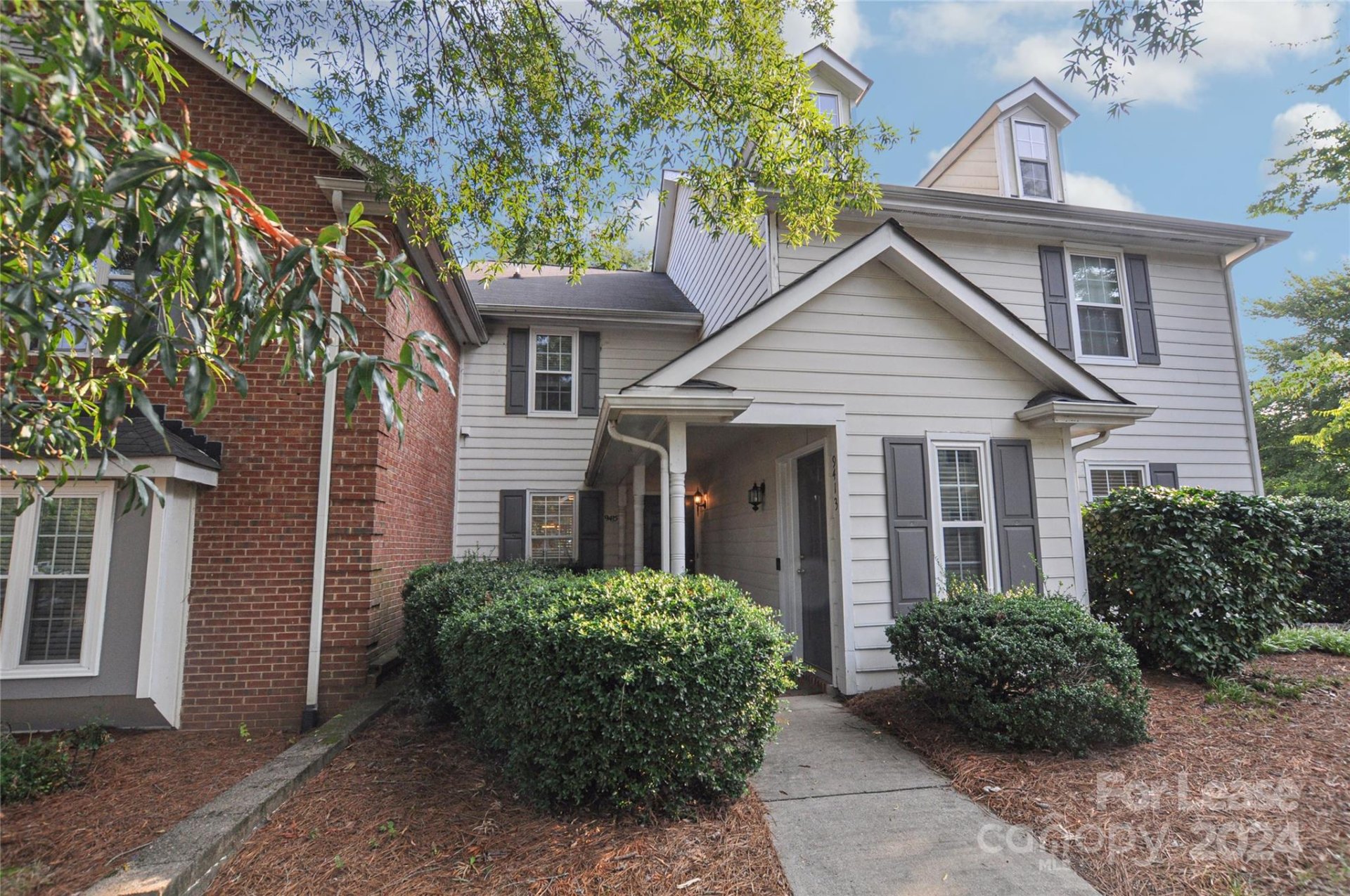 Property image 1 at 9415 Vicksburg Park Court, Charlotte, NC 28210