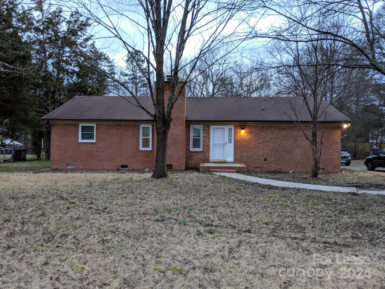 Property image 1 at 632 Catawba Circle, Matthews, NC 28104
