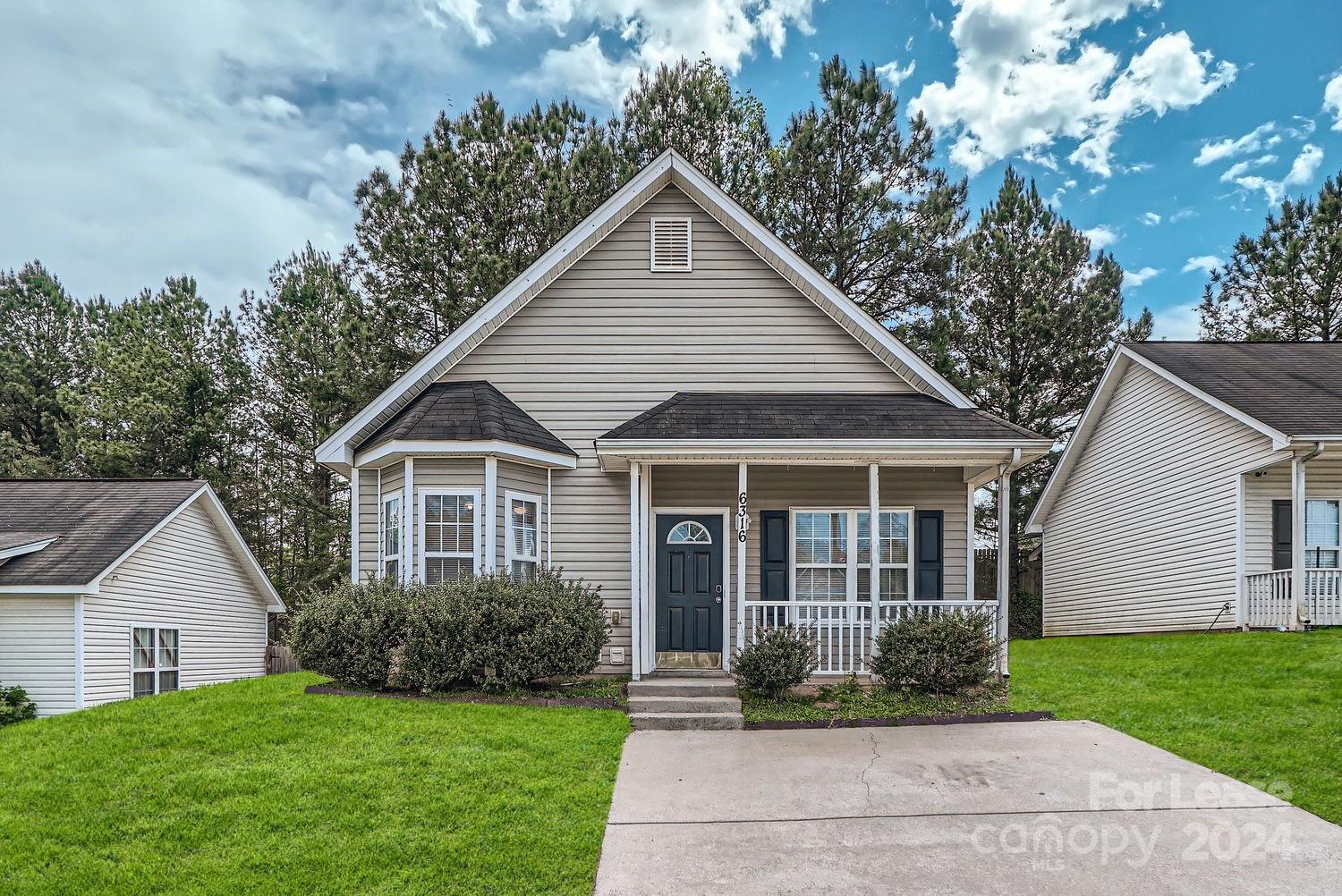 Property image 1 at 6316 Derryfield Drive, Charlotte, NC 28213