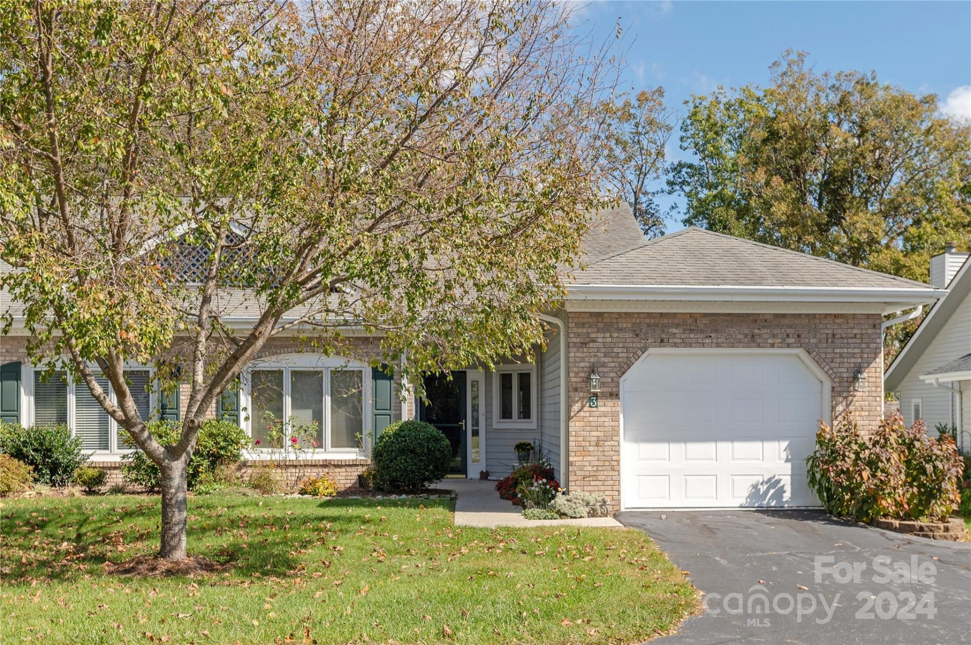 3 Country Meadows Lane