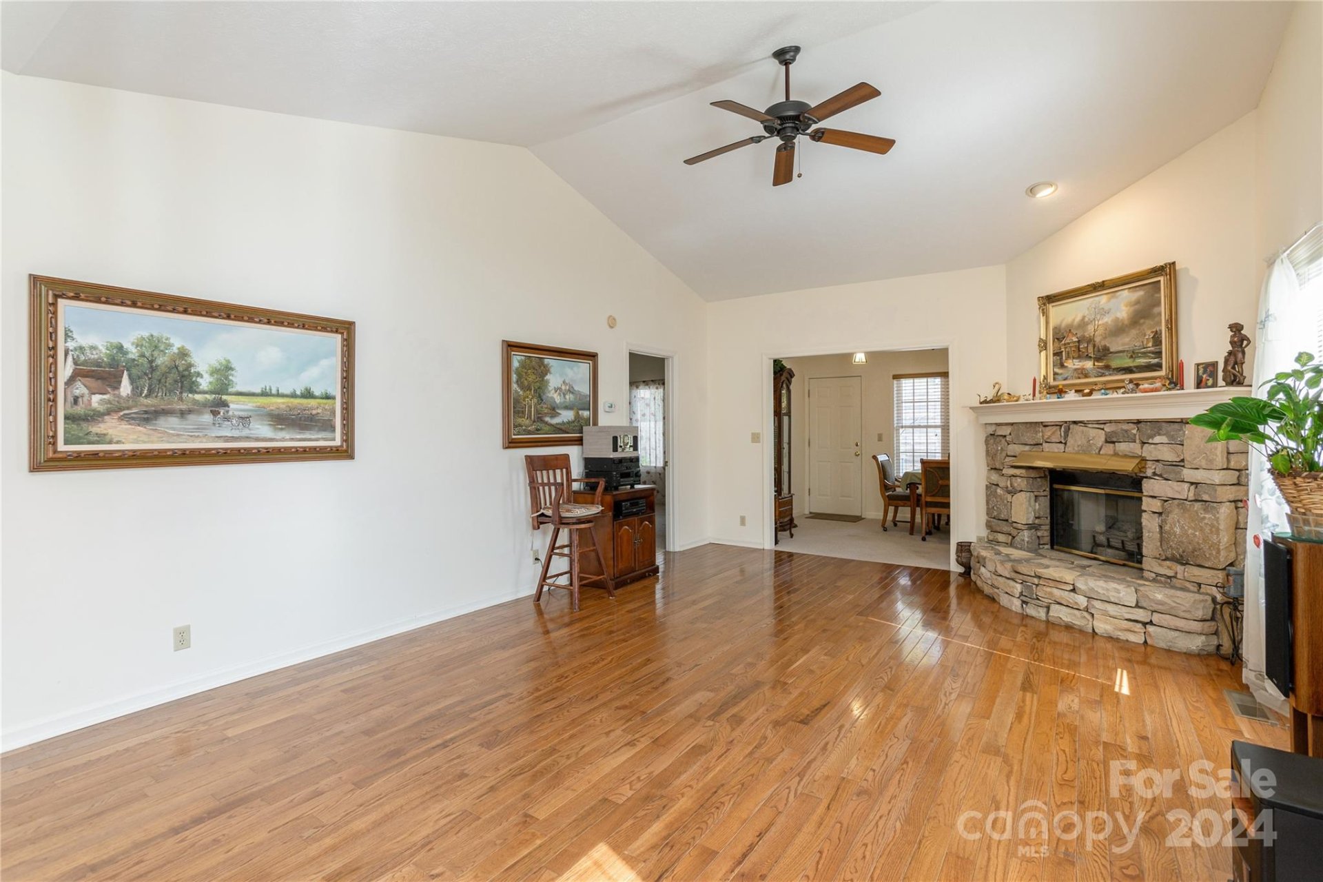 Property image 5 at 3 Country Meadows Lane, Hendersonville, NC 28792