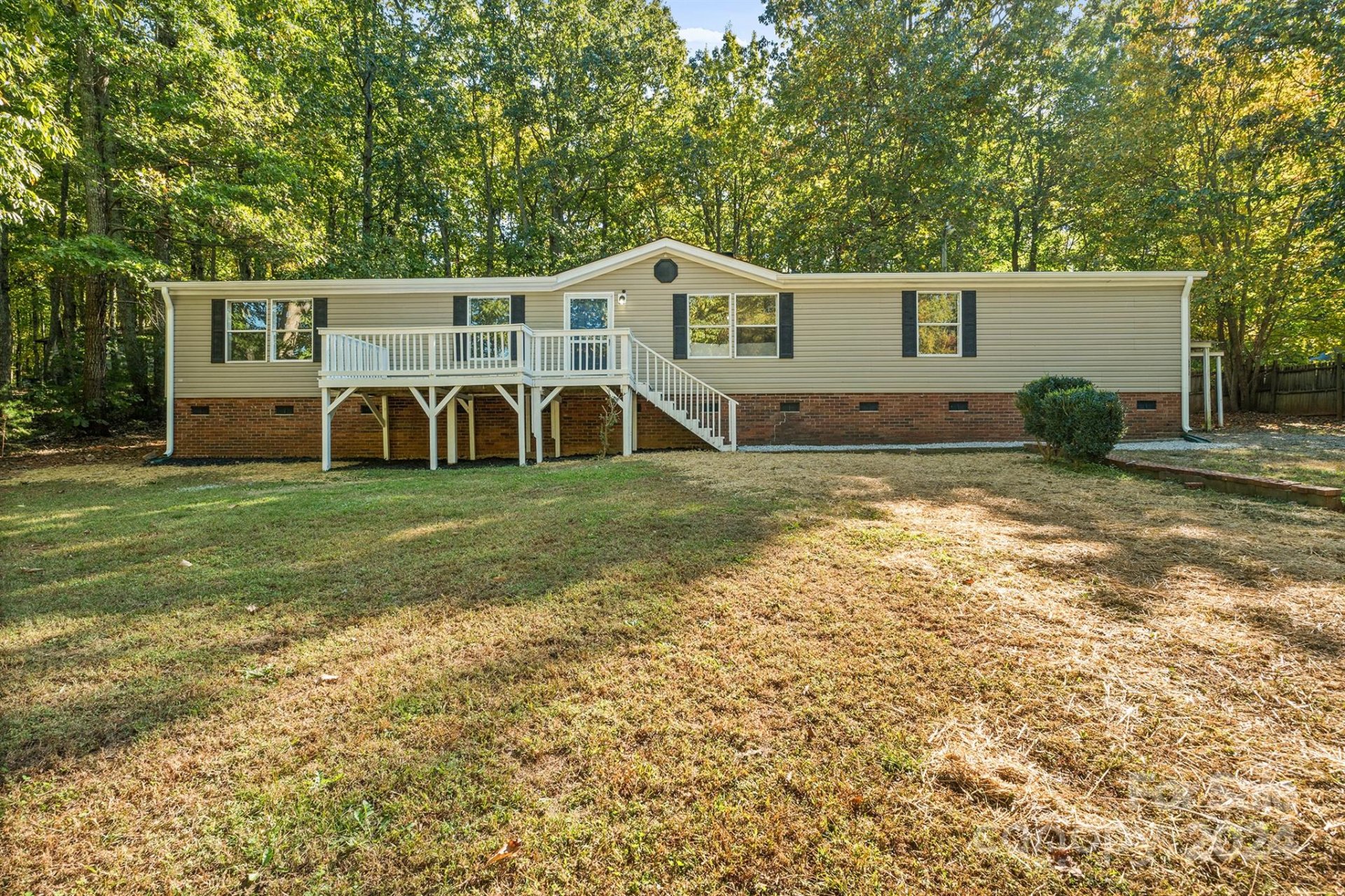 Property image 1 at 5027 Sierra Drive, Maiden, NC 28650