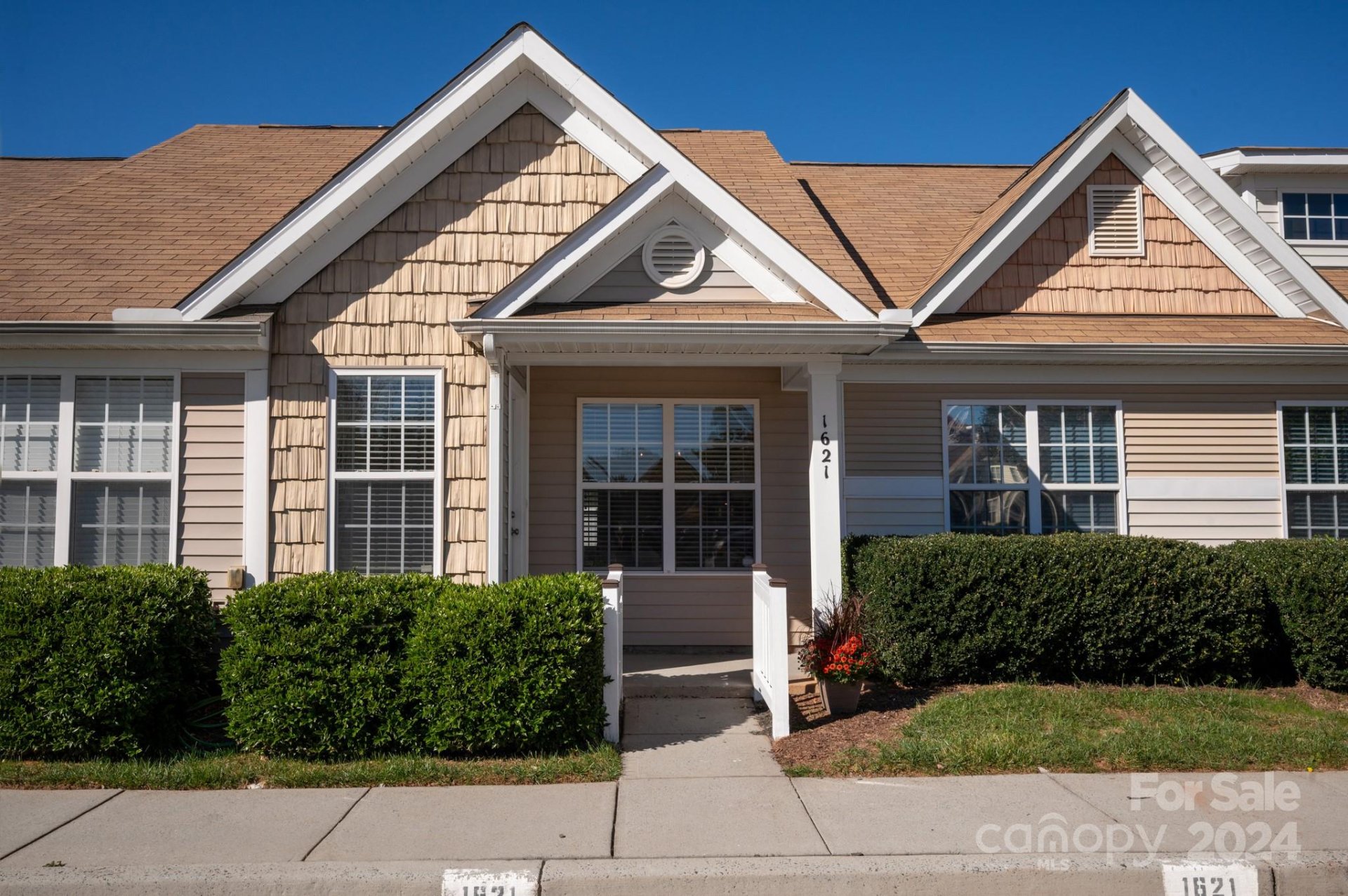 1621 Heather Chase Drive