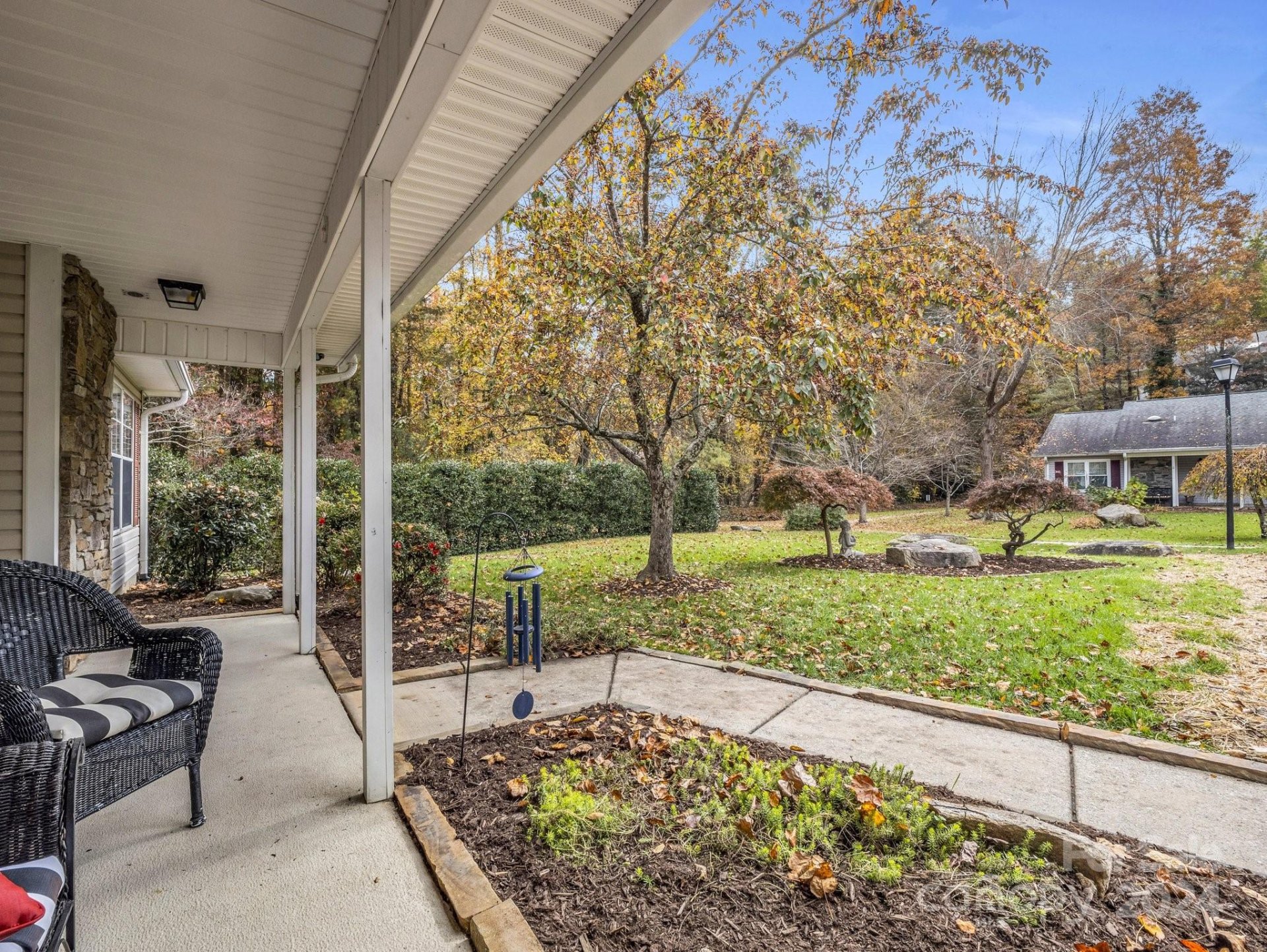 Property image 2 at 787 W Saint Johns Way, Hendersonville, NC 28791