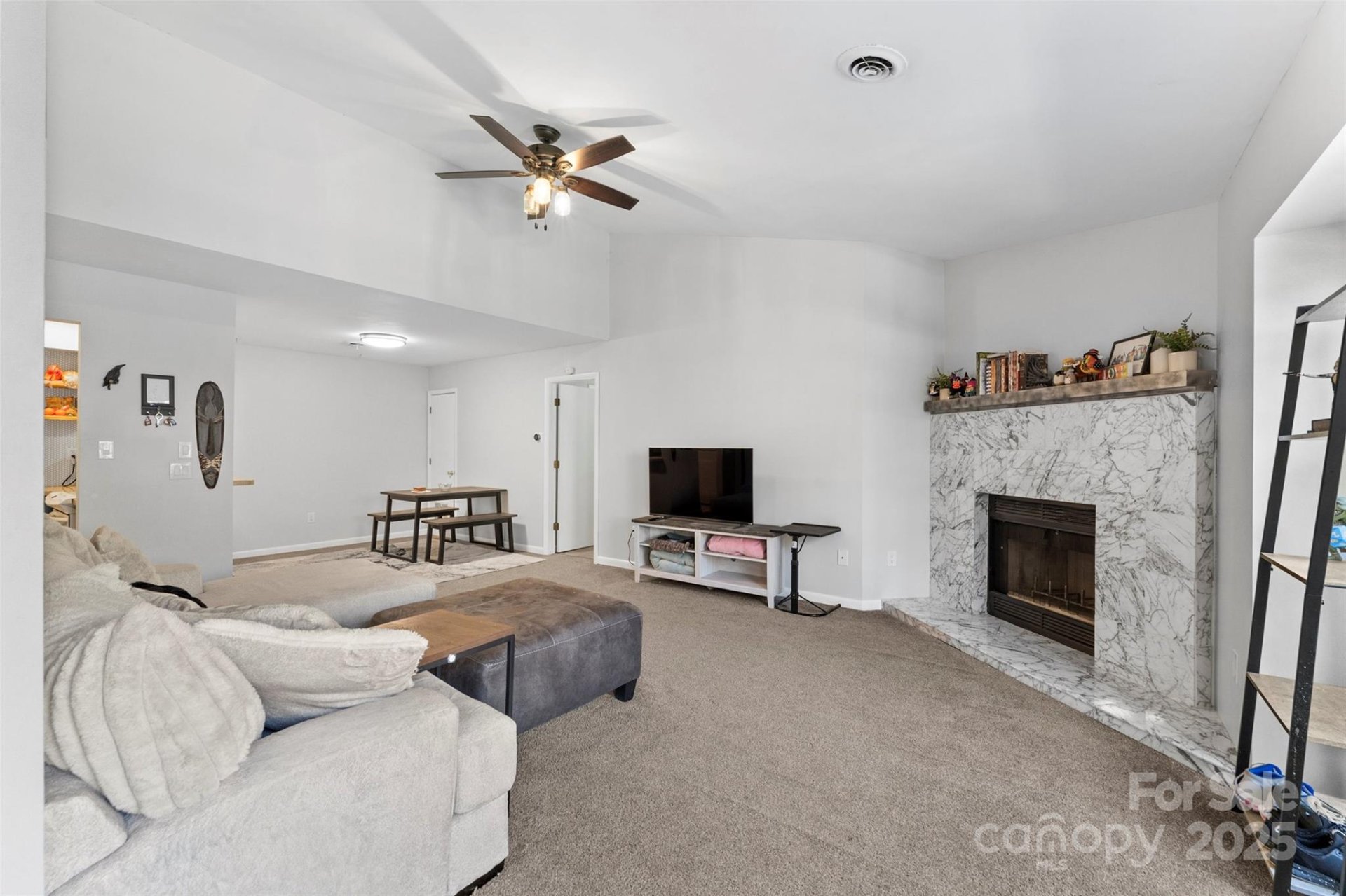 Property image 3 at 44 Ravencroft Lane, Asheville, NC 28803