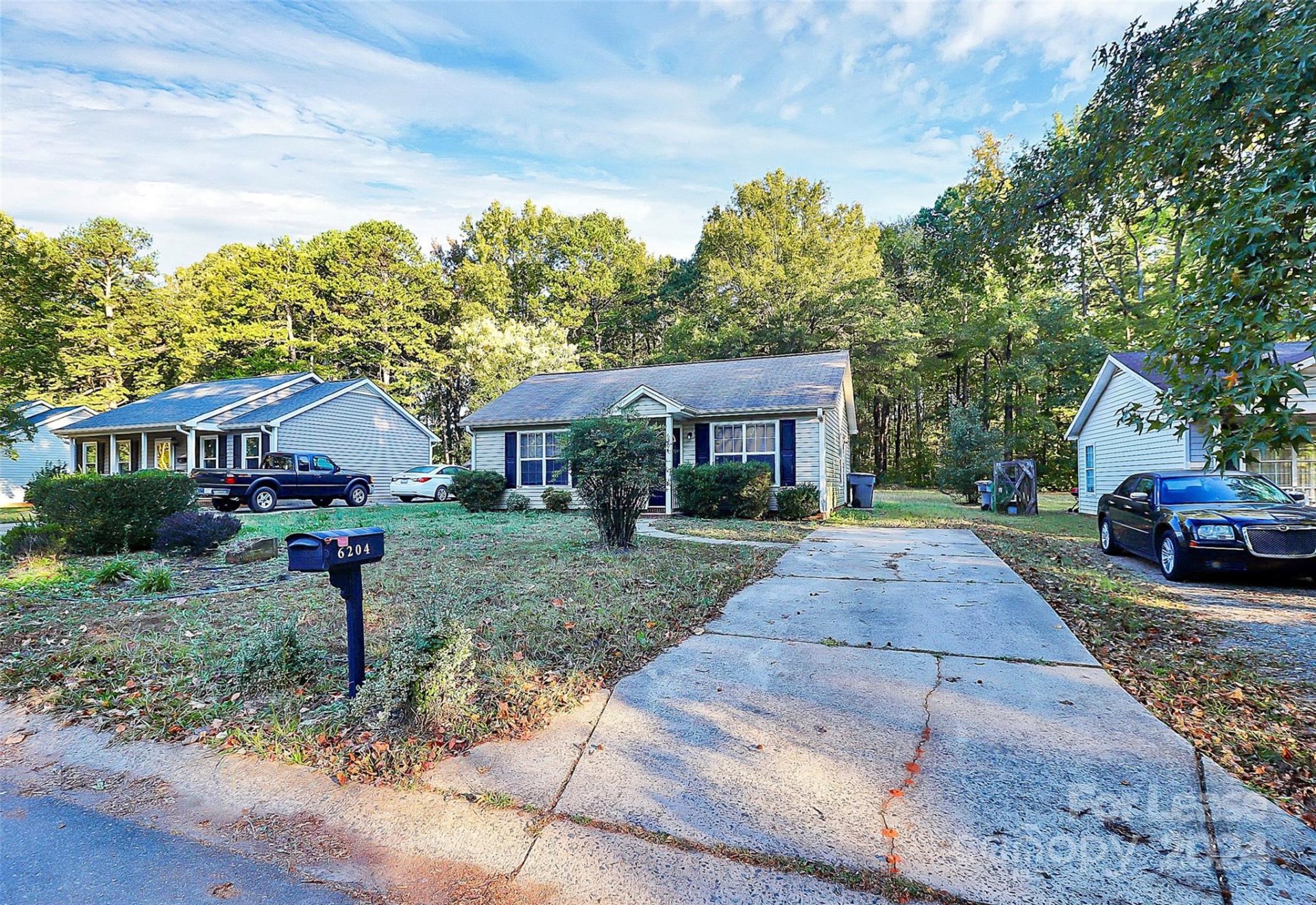 Property image 4 at 6204 Easter Lane, Charlotte, NC 28208