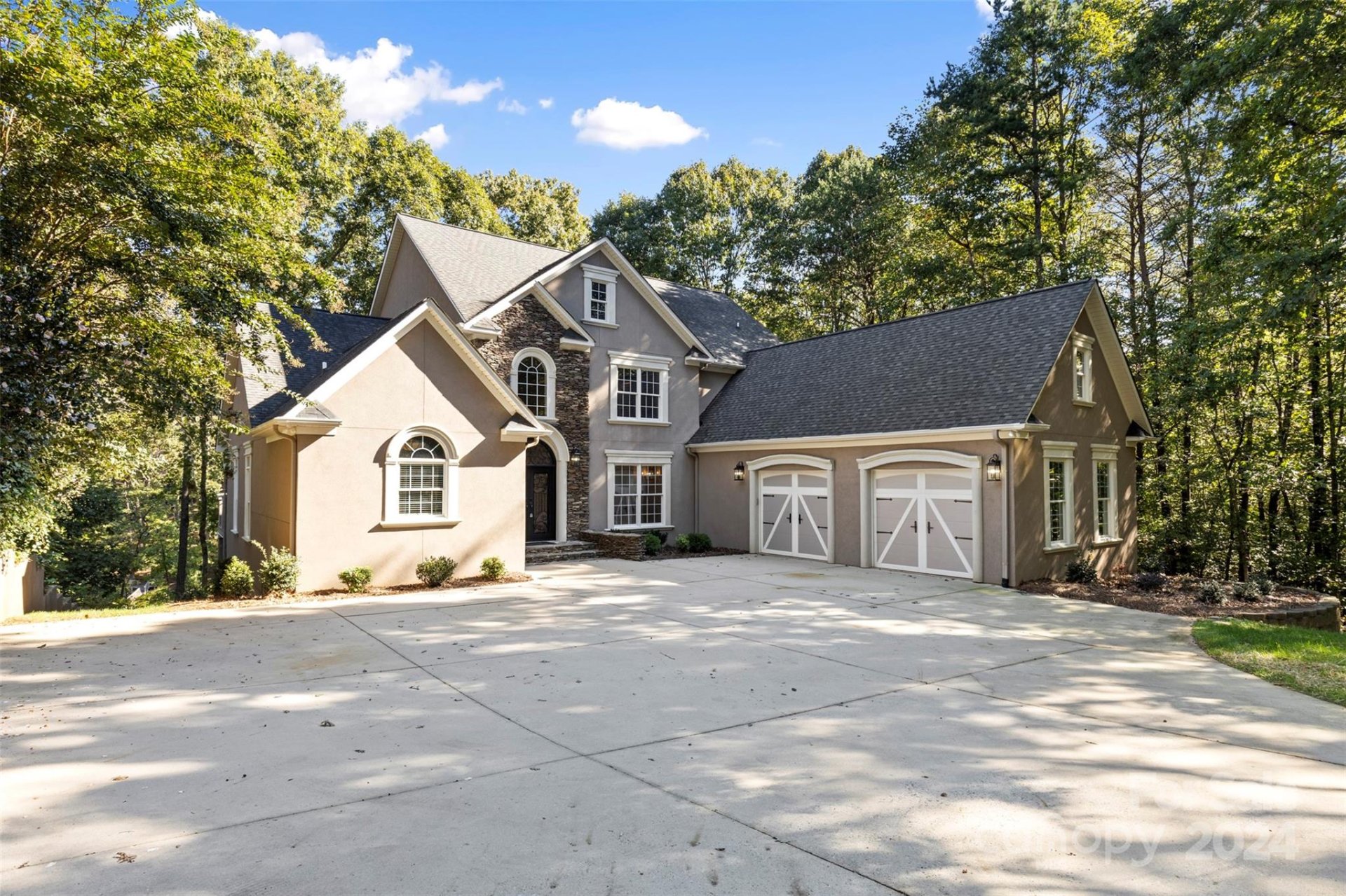 Long Bay, Catawba Community