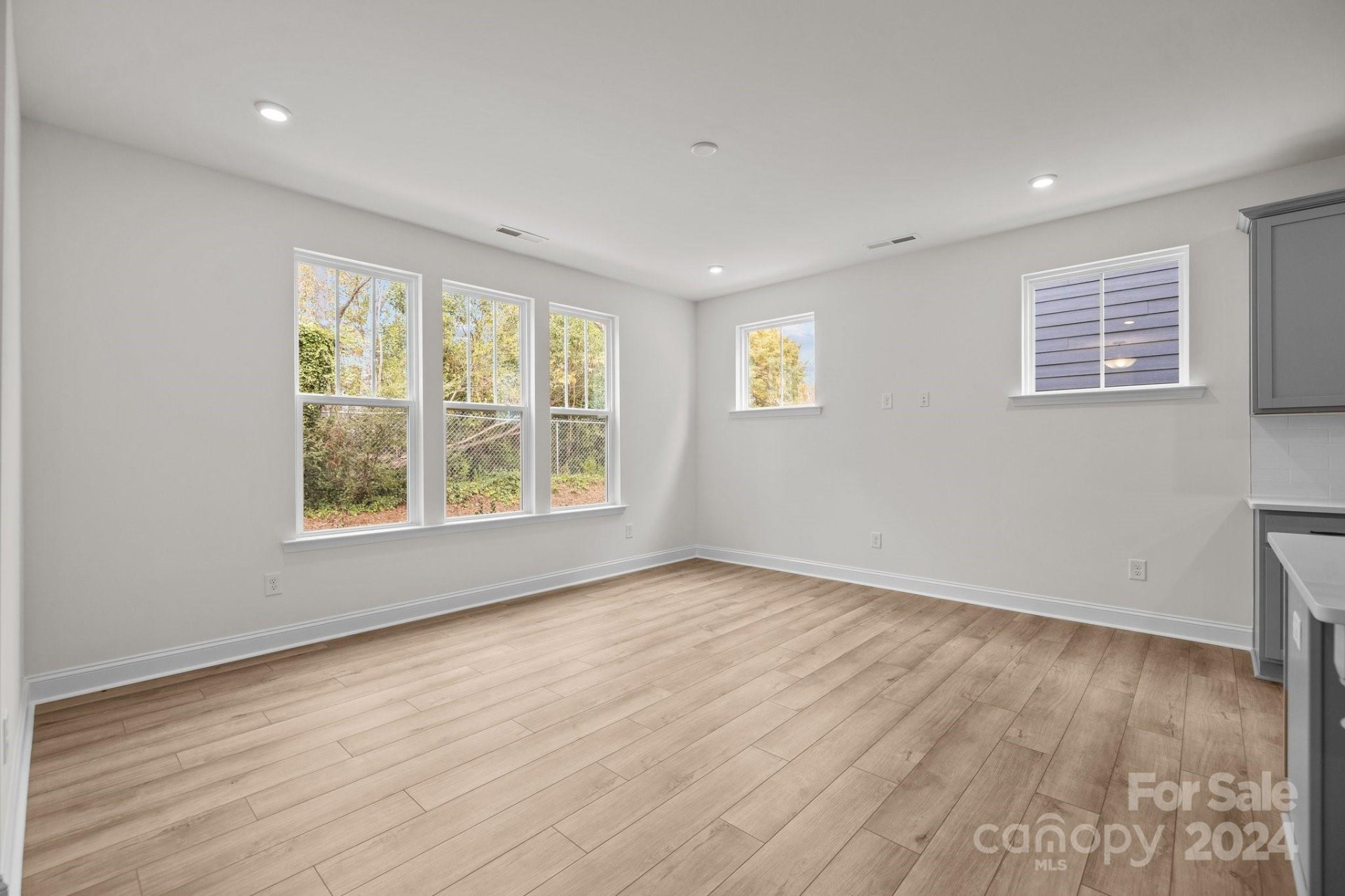Property image 5 at 2021 Near Point Road, Charlotte, NC 28208