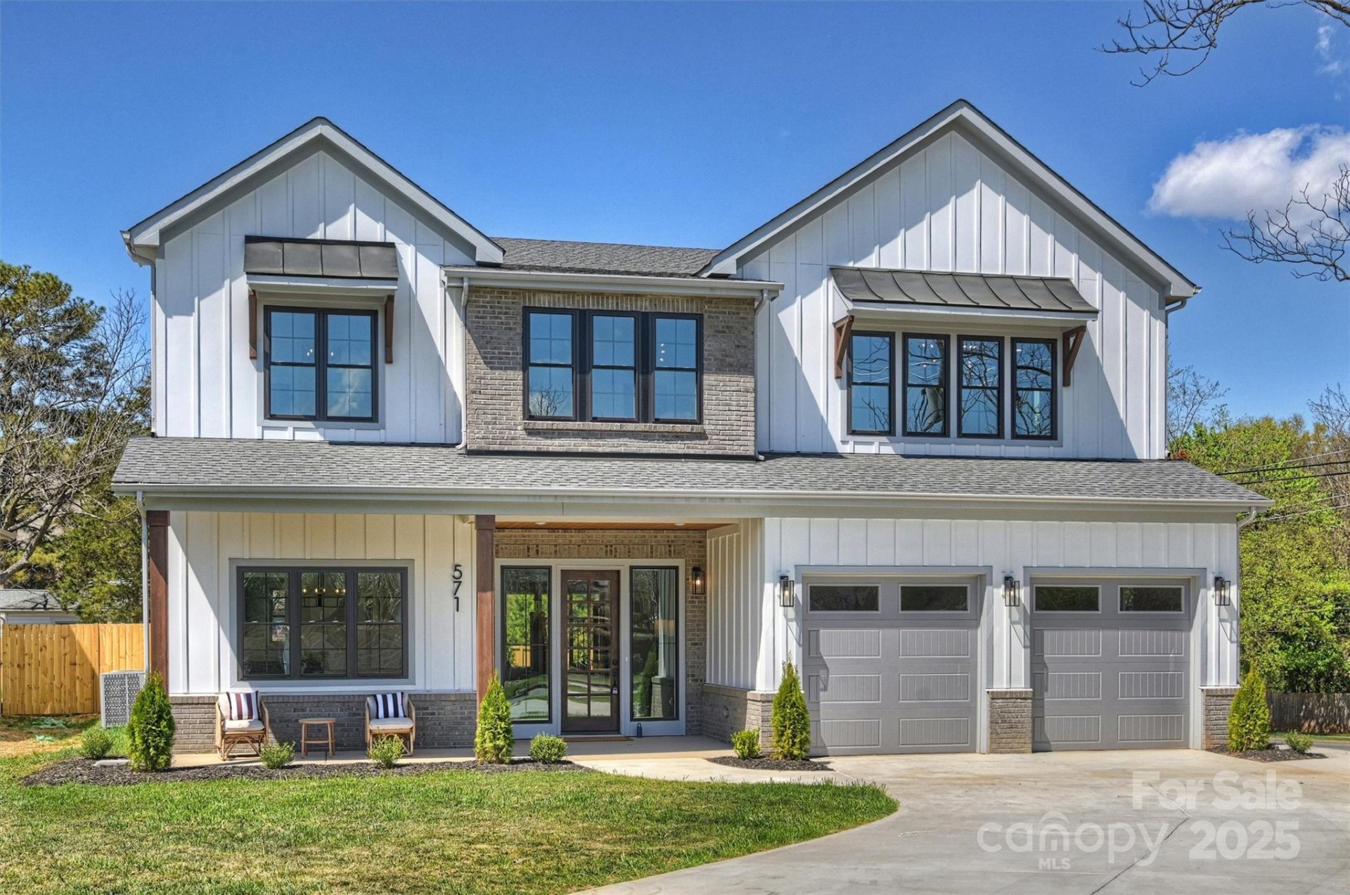 571 Lyttleton Drive