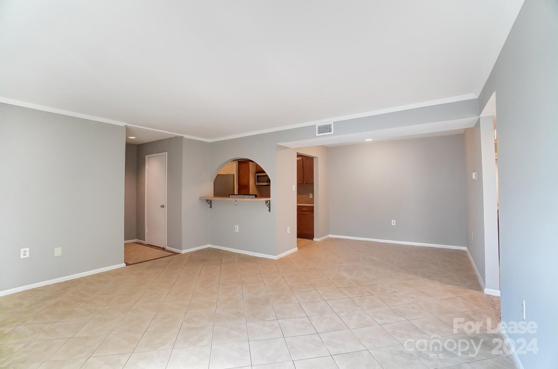 Property image 4 at 5012 Sardis Road, Charlotte, NC 28270