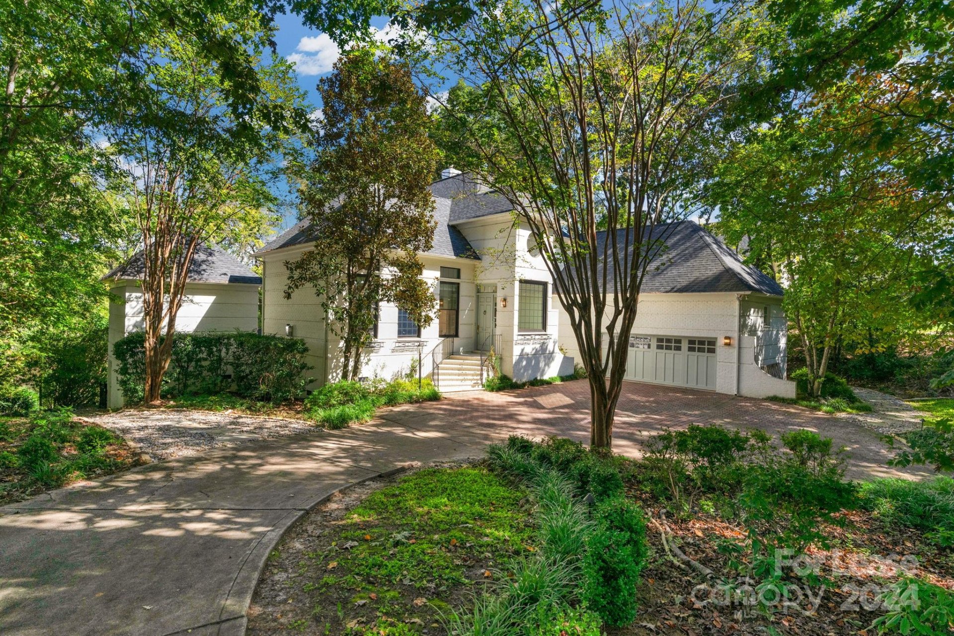 Property image 1 at 5321 Colony Road, Charlotte, NC 28226