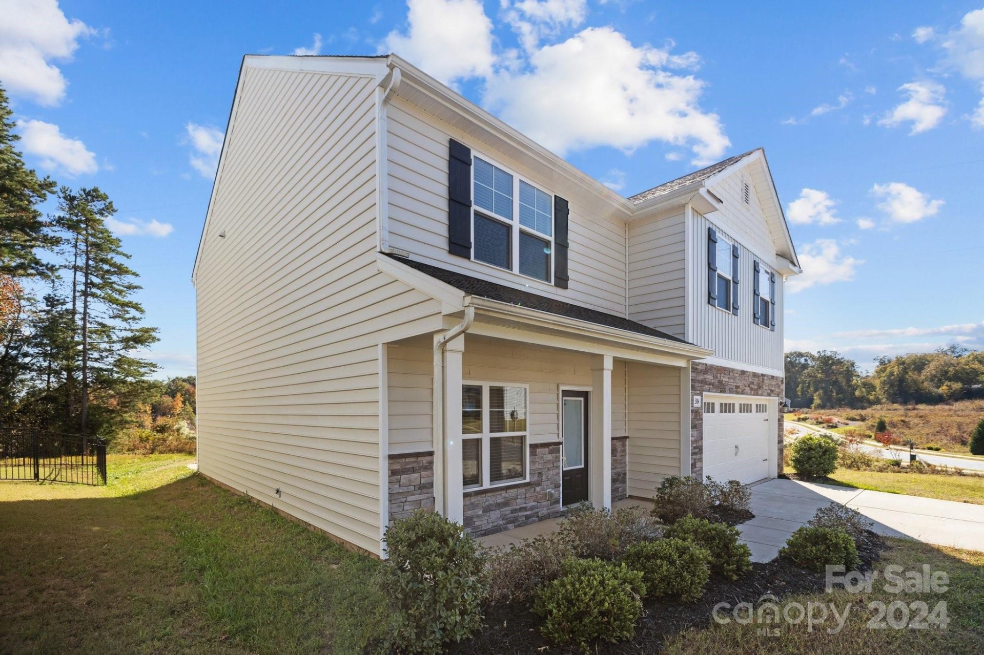 Property image 3 at 384 Praline Way, Fort Mill, SC 29715