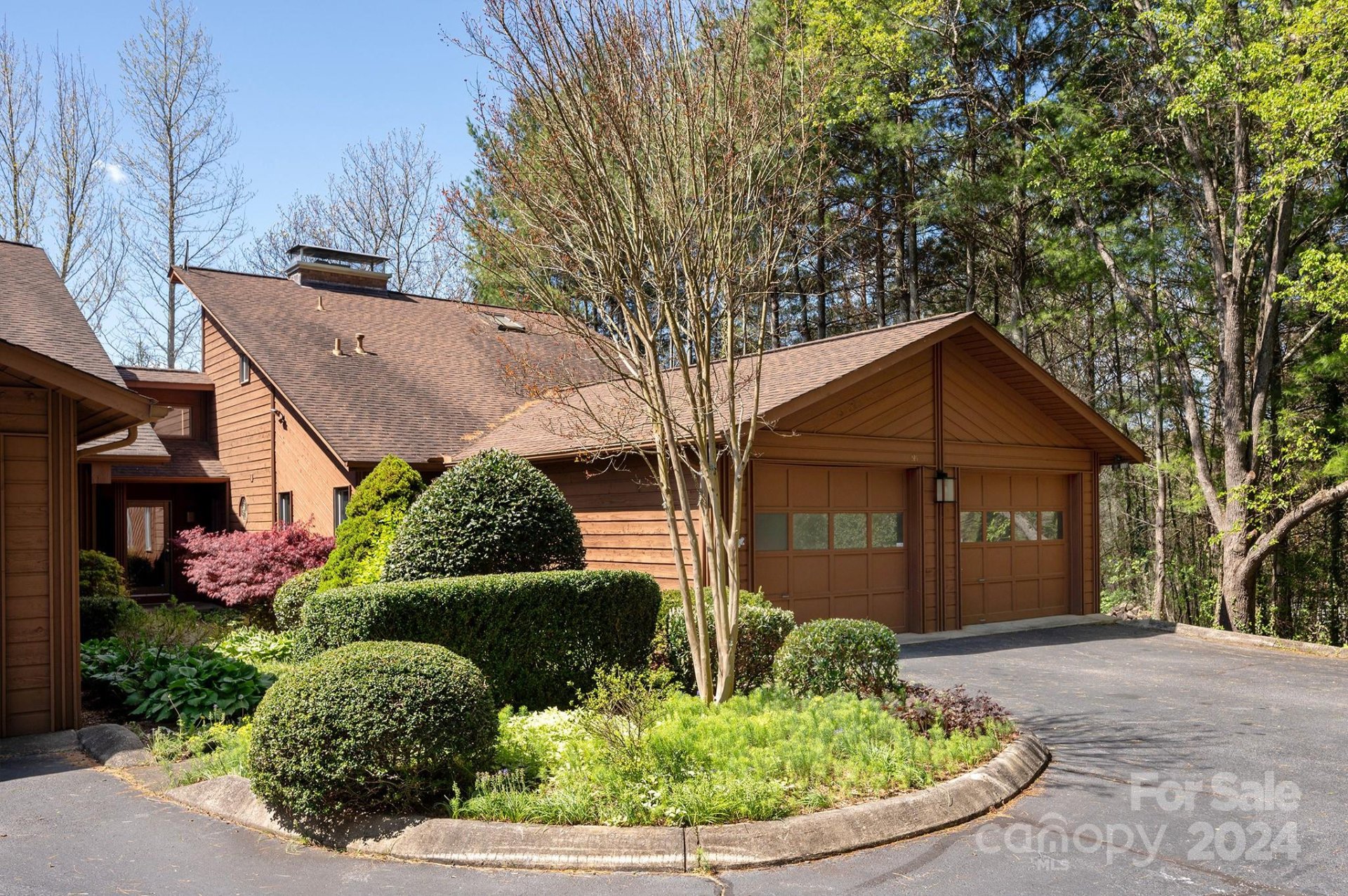 Property image 2 at 205 Woodfield Drive, Asheville, NC 28803