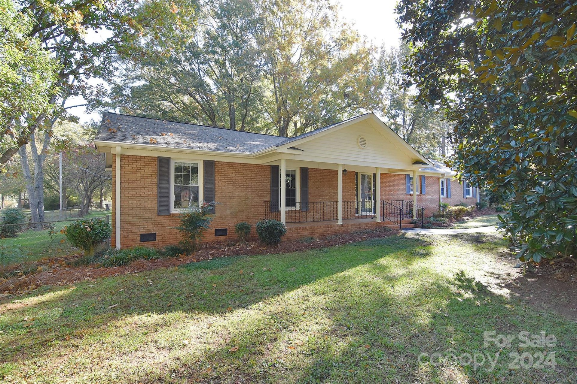 5400 Saddlewood Lane