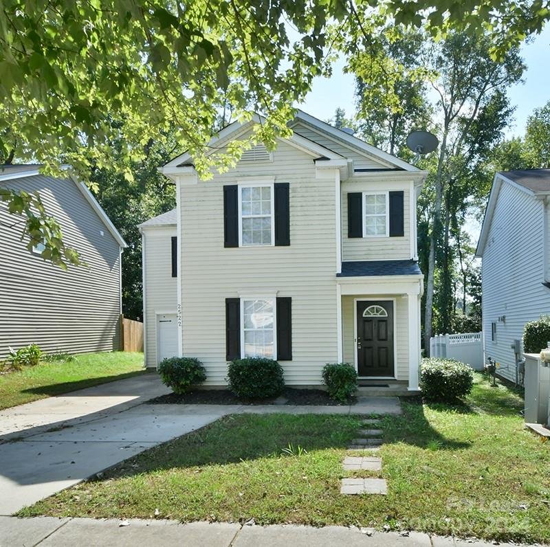 Property image 1 at 2522 Cochrane Drive, Charlotte, NC 28269