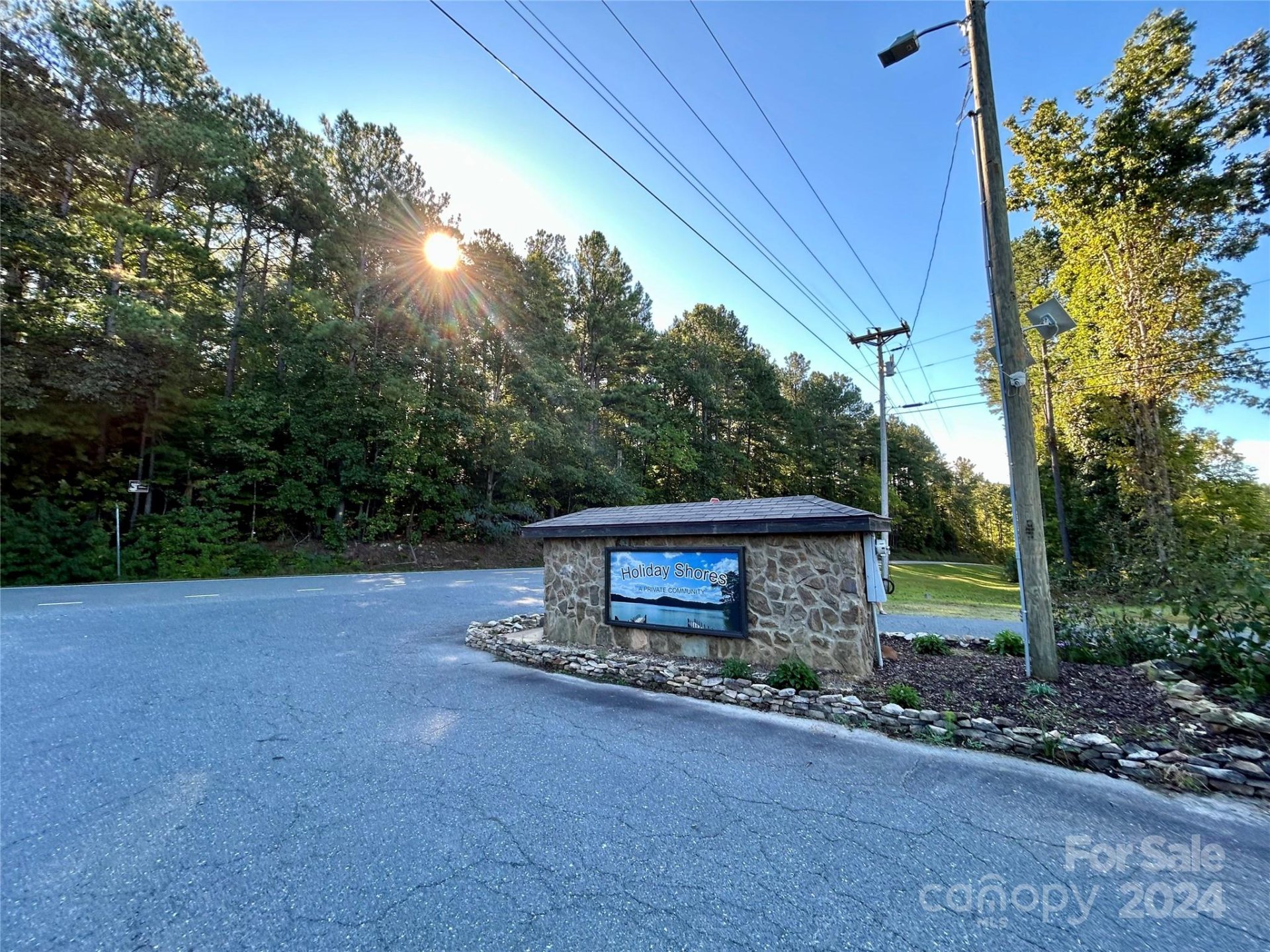 Na Elderberry Lane