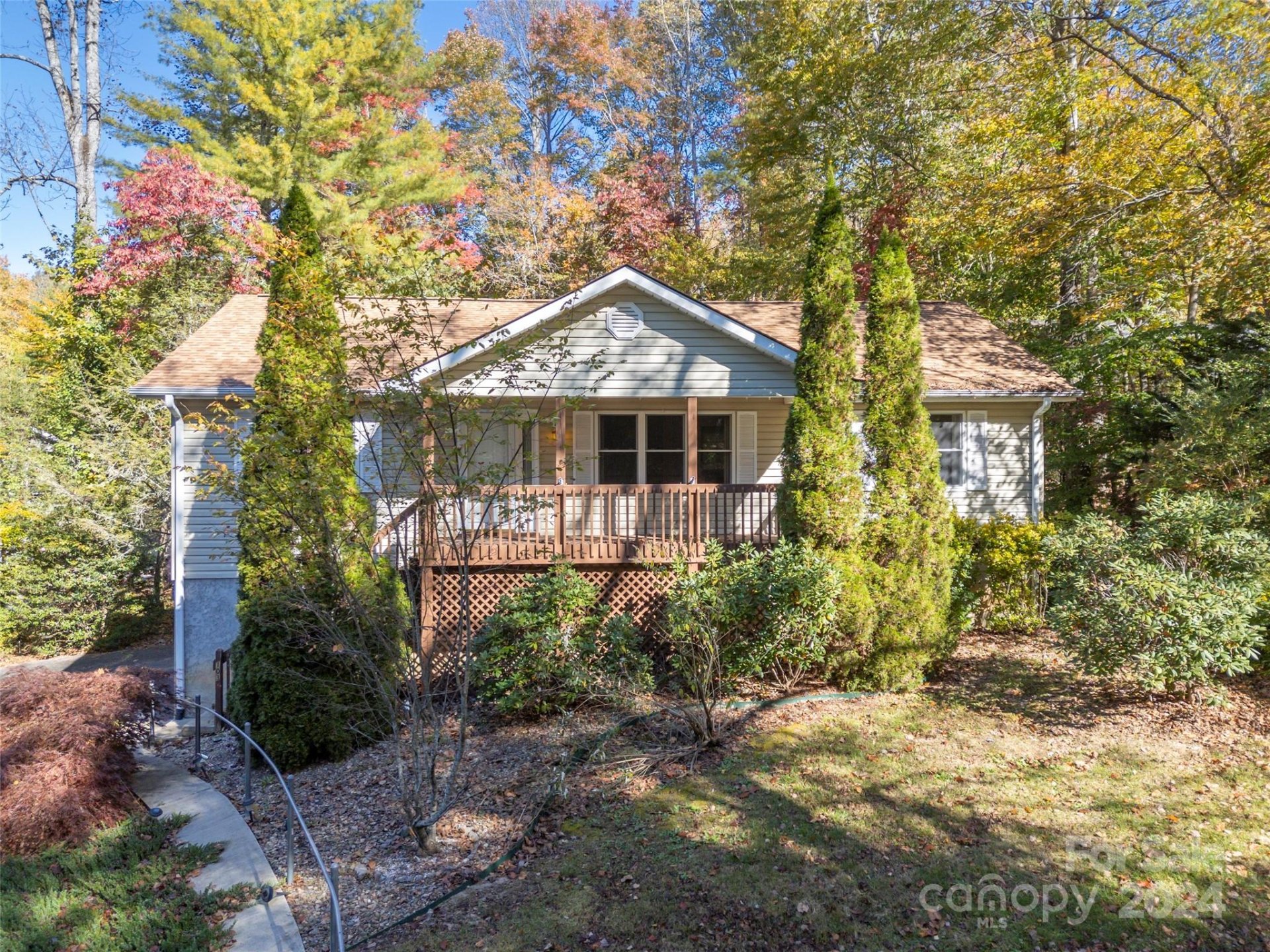 Property image 4 at 103 Lone Eagle Lane, Hendersonville, NC 28739