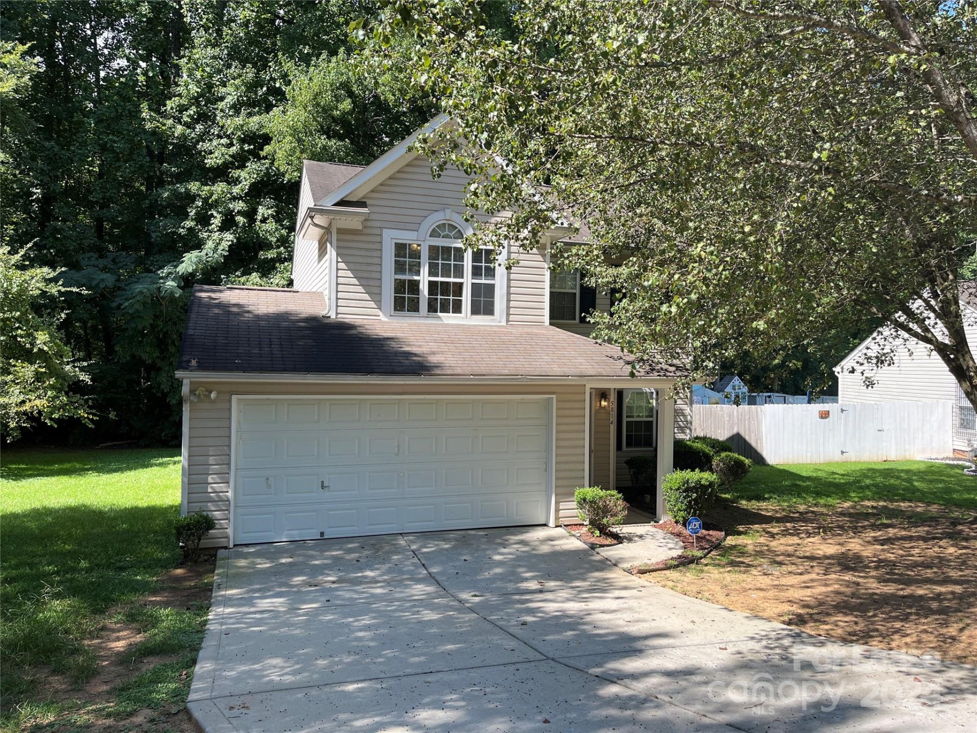 Property image 1 at 5814 Lawnmeadow Drive, Charlotte, NC 28216