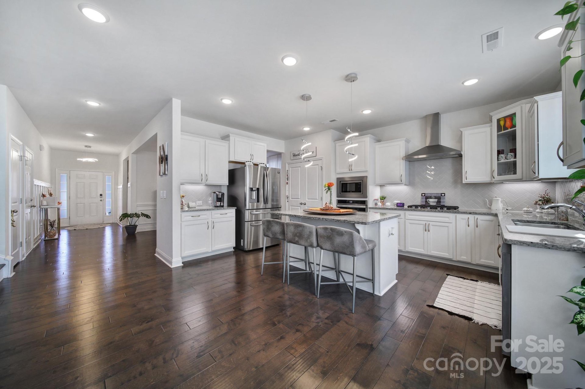 Property image 2 at 535 Red Wolf Lane, Lake Wylie, SC 29710