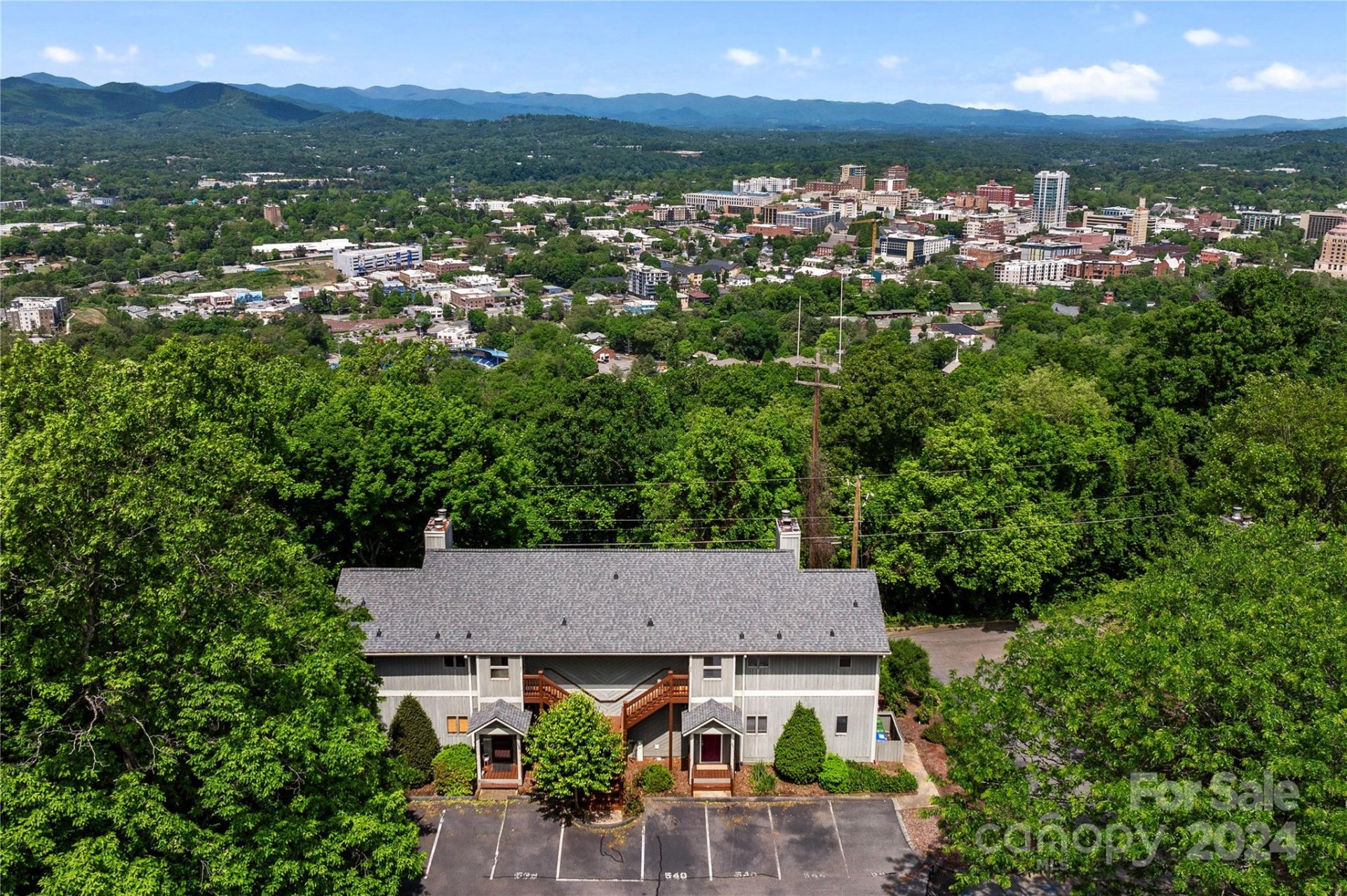 Property image 2 at 544 Windswept Drive, Asheville, NC 28801