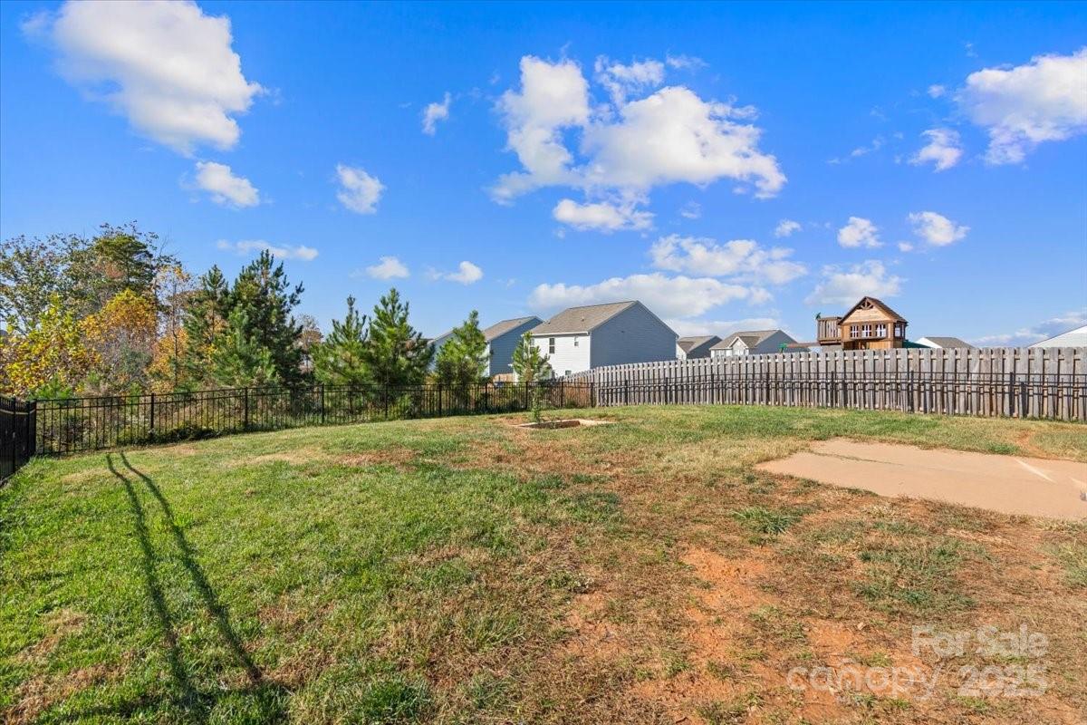 Property image 4 at 173 Hidden Lakes Road, Statesville, NC 28677