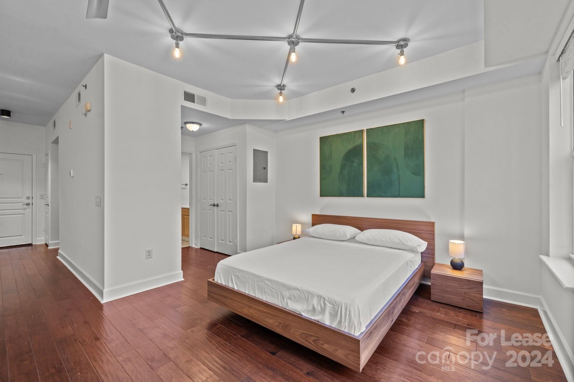 Property image 4 at 1315 East Boulevard, Charlotte, NC 28203