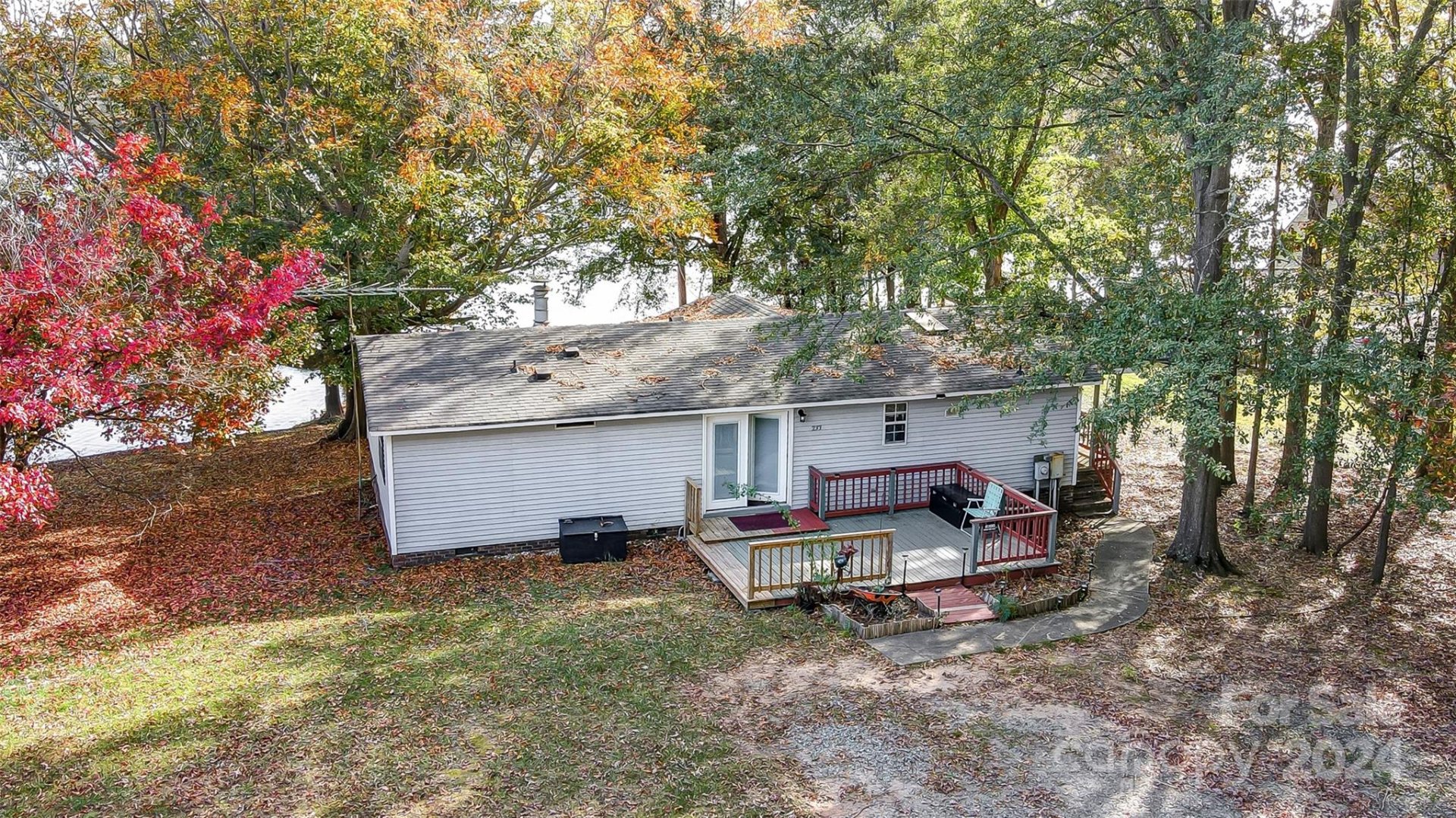 Property image 3 at 233 Island View Road, Mount Holly, NC 28120