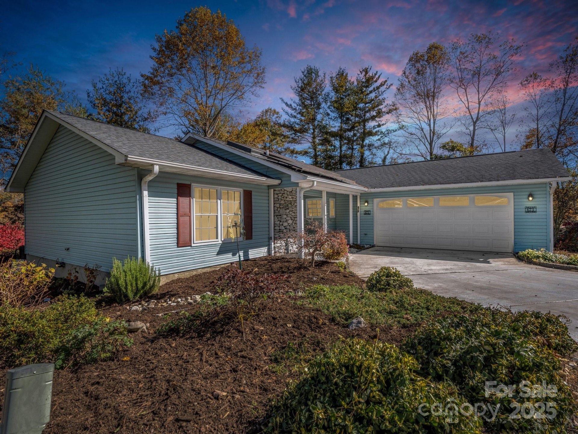 Property image 3 at 675 New Village Drive, Hendersonville, NC 28791