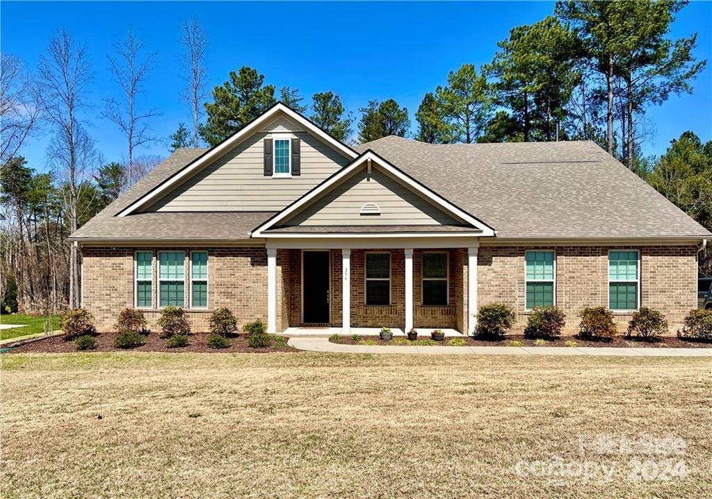 Property image 1 at 256 S San Agustin Drive, Mooresville, NC 28117