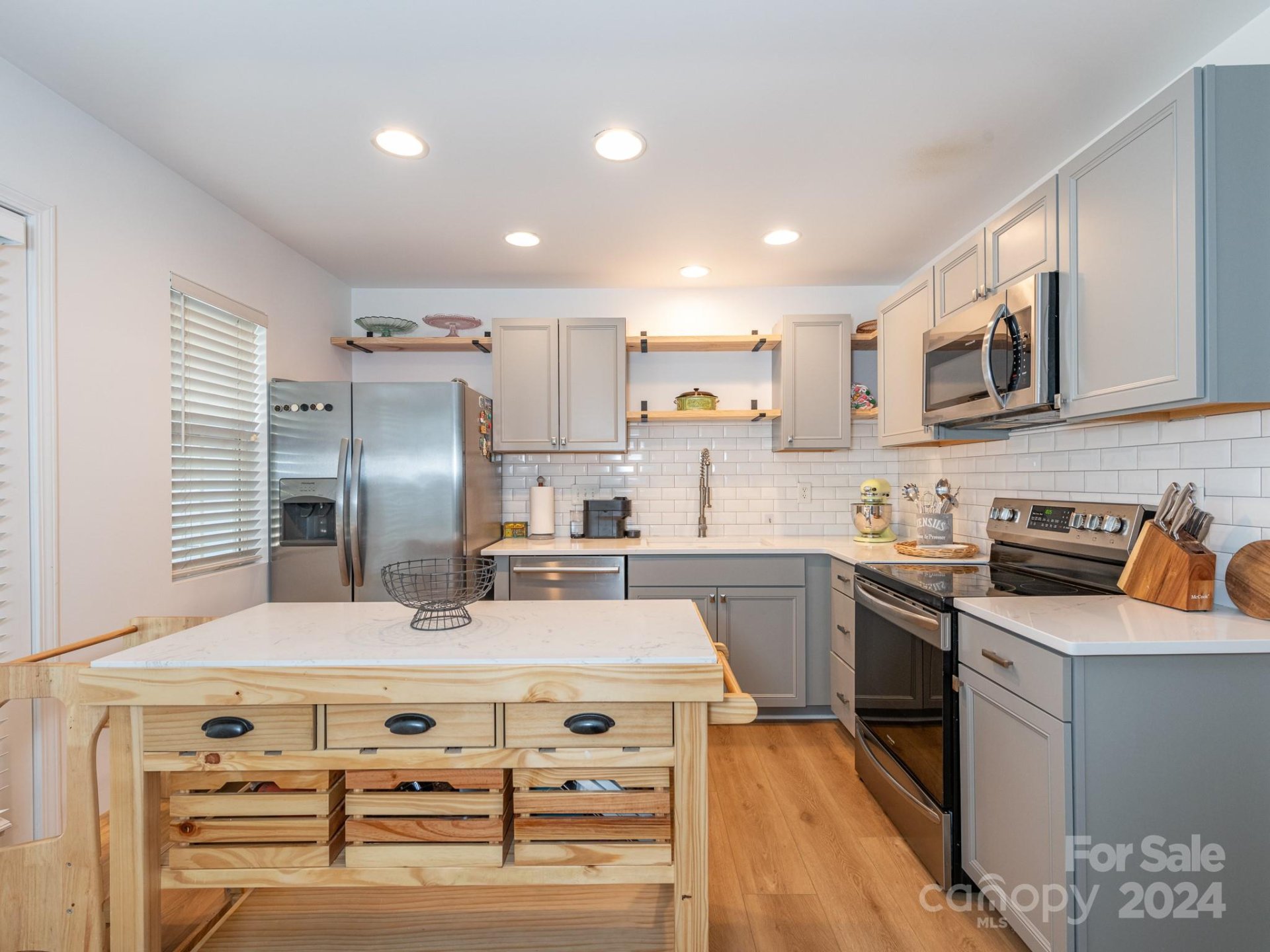 Property image 3 at 208 Butler Place, Fort Mill, SC 29715