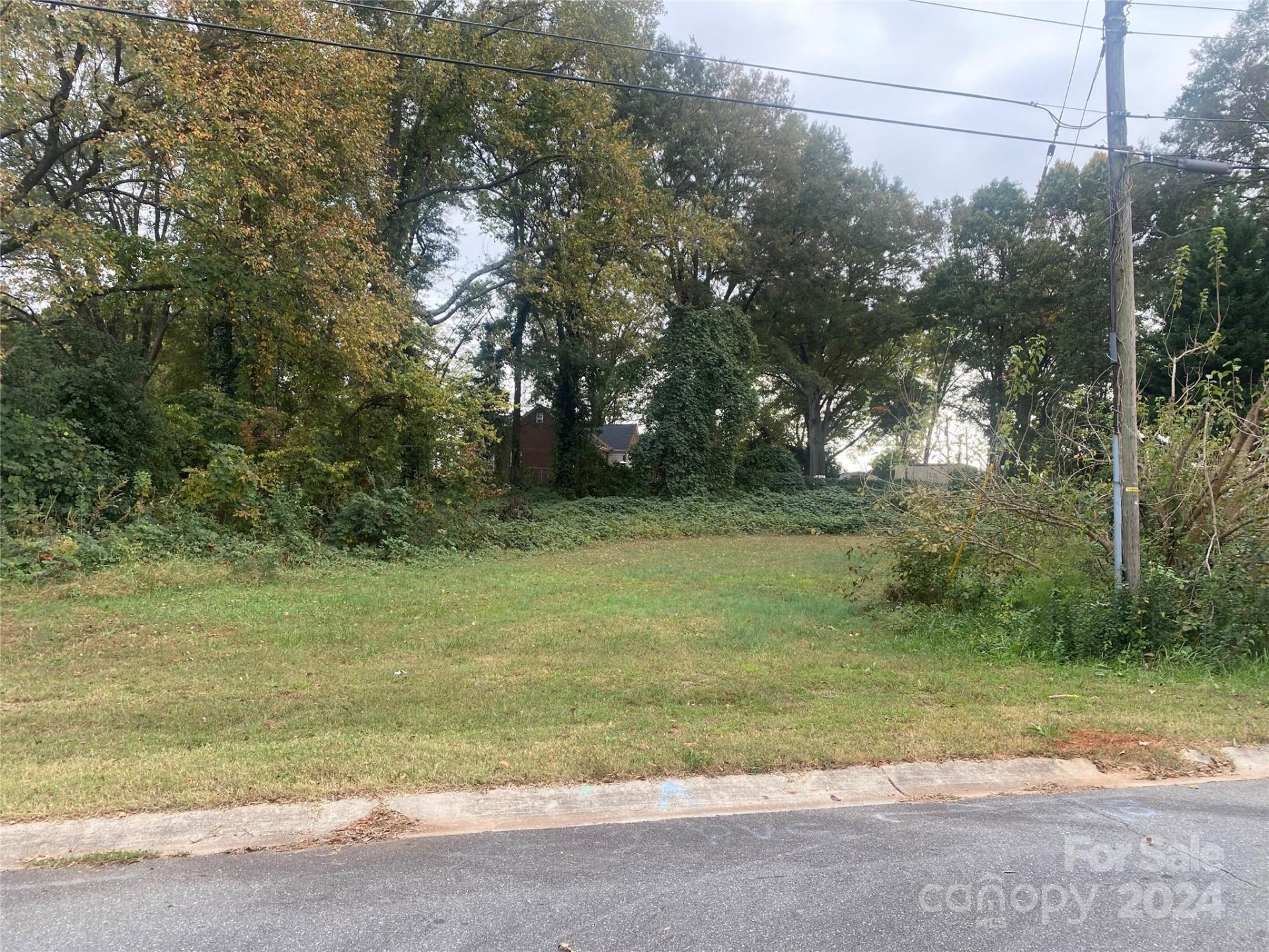 Property image 1 at 3721 Davis Avenue, Charlotte, NC 28208