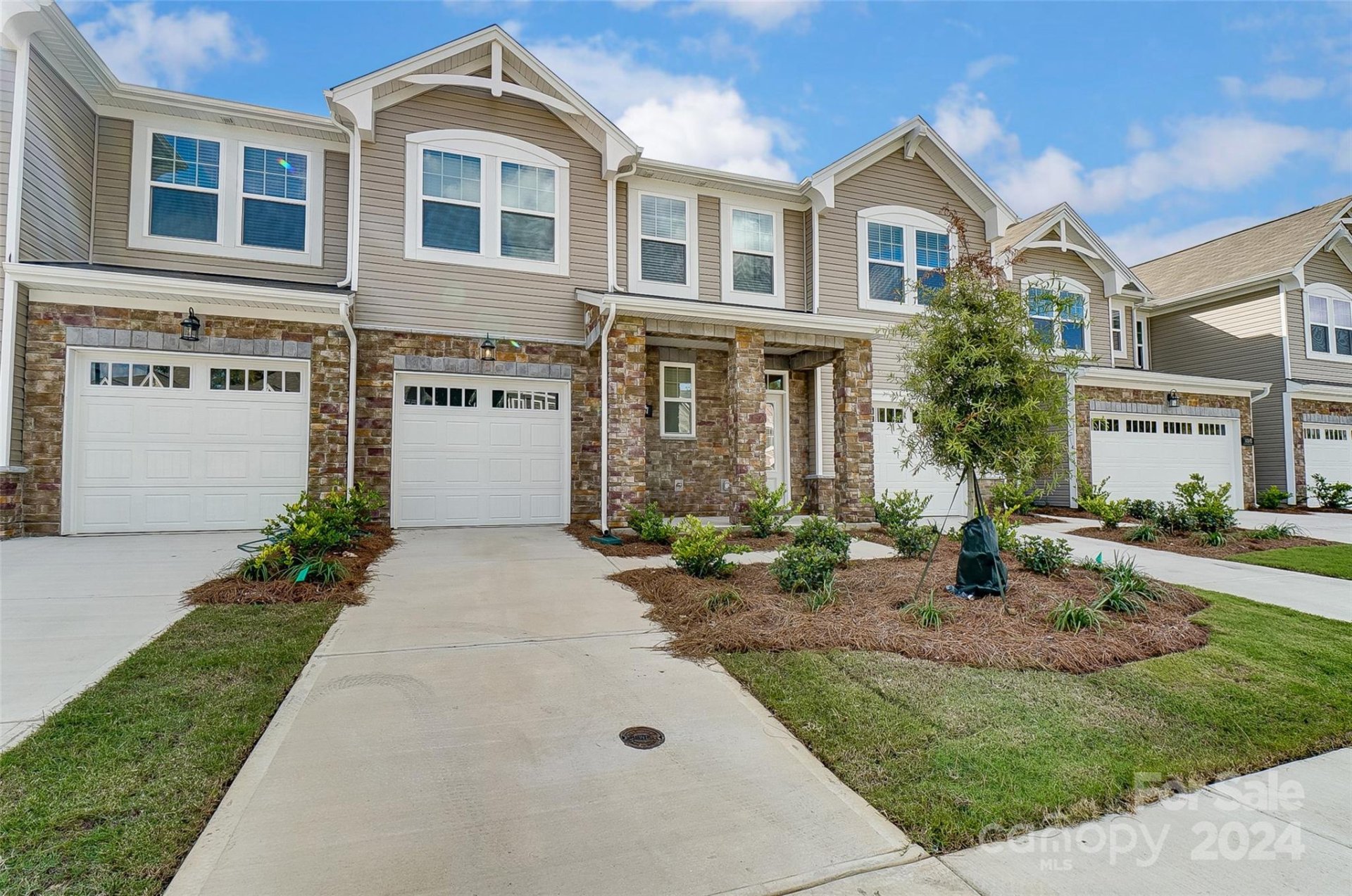 Property image 1 at 14913 Tamarack Drive, Charlotte, NC 28278