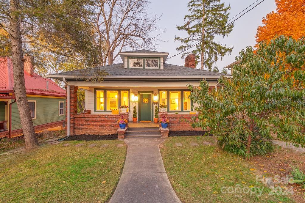 Property image 1 at 177 Flint Street, Asheville, NC 28801