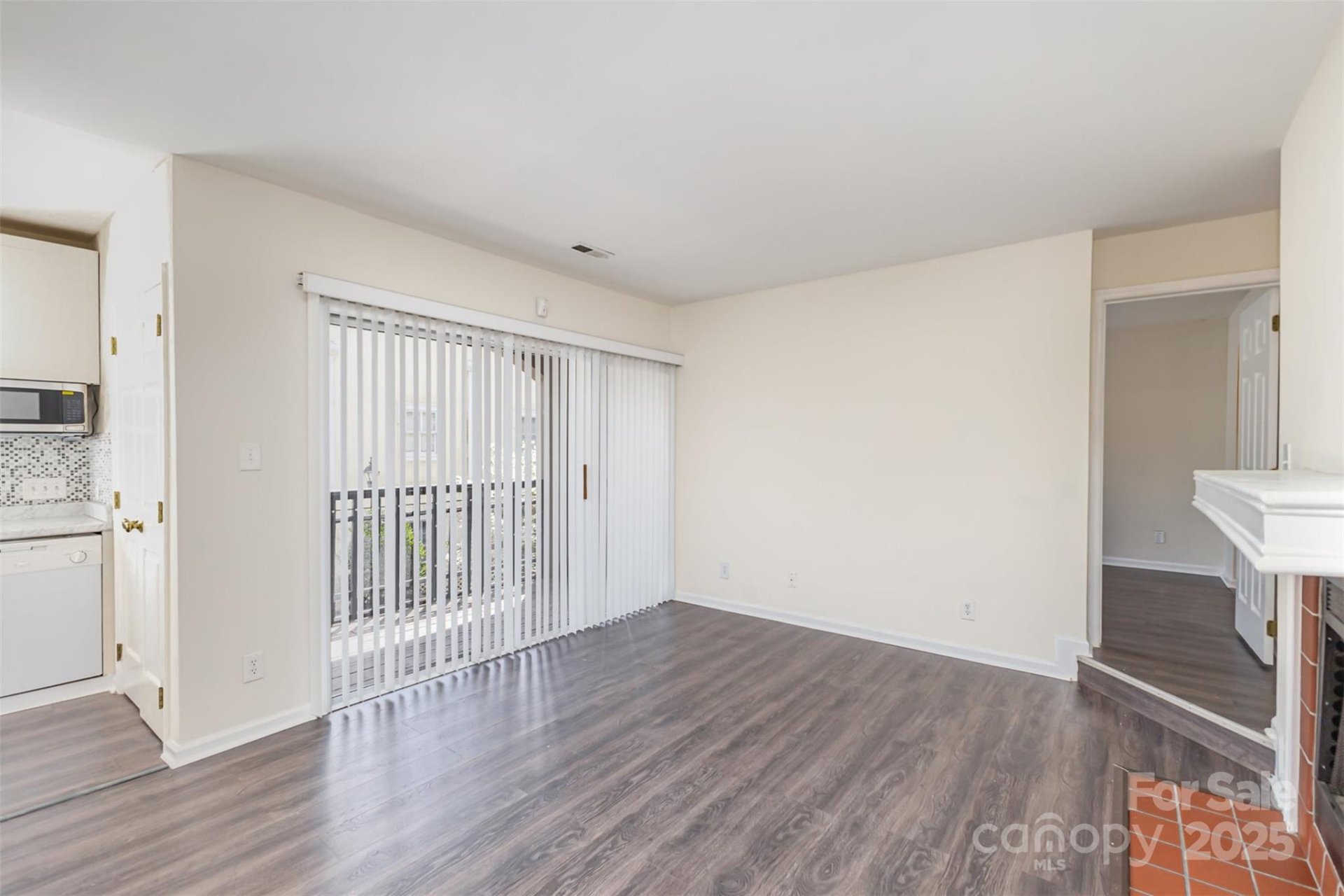 Property image 5 at 1101 E Morehead Street, Charlotte, NC 28204