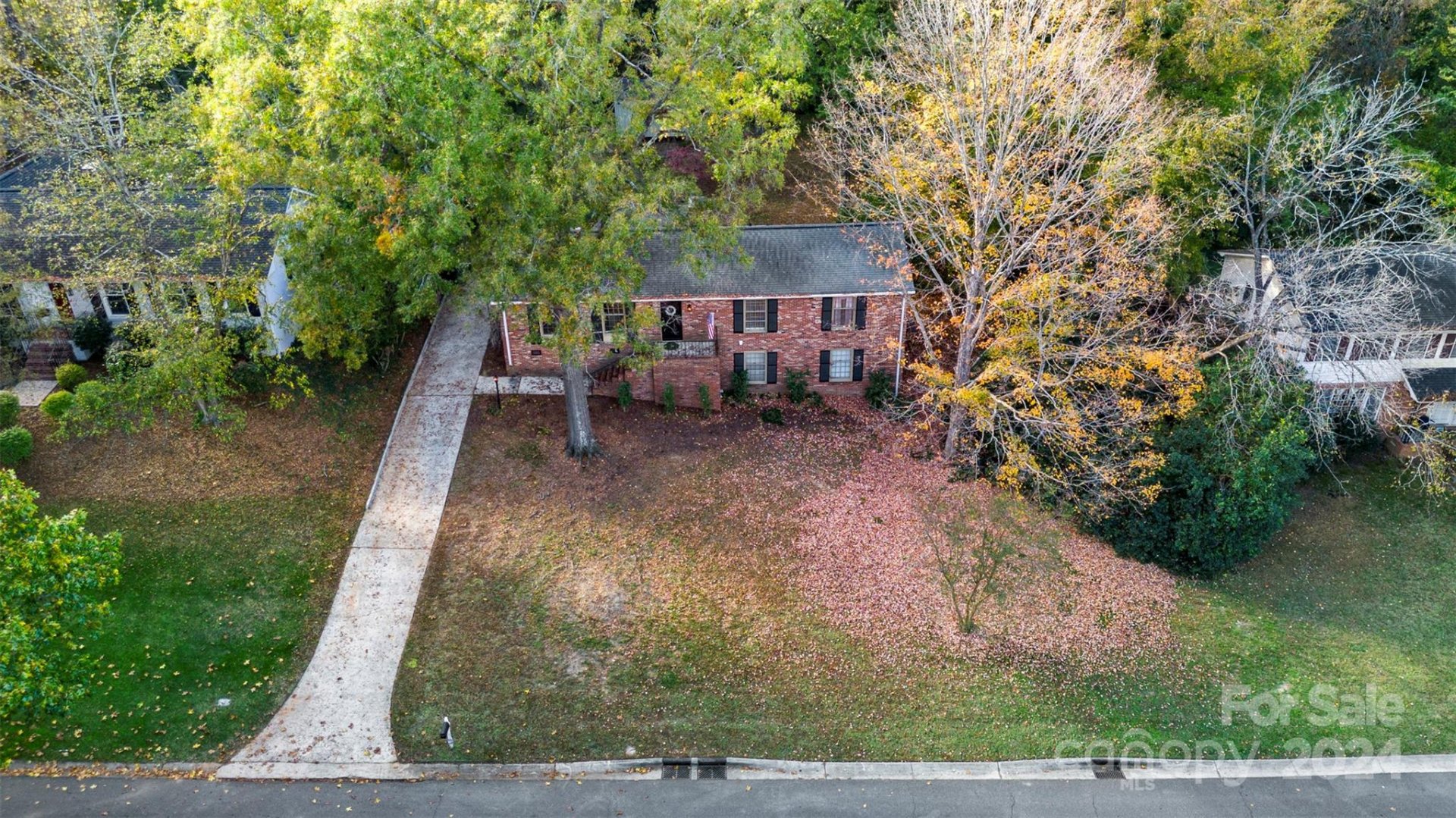 Property image 2 at 1435 Worcaster Place, Charlotte, NC 28211