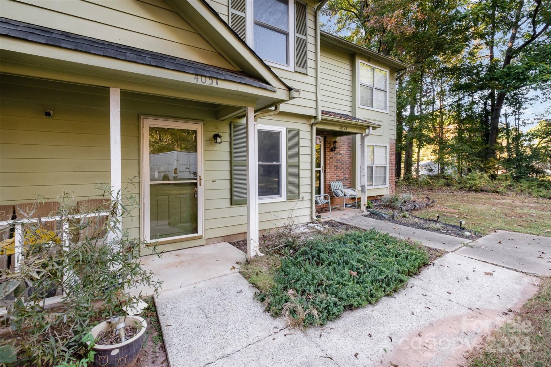 Property image 2 at 4051 Briarhill Drive, Charlotte, NC 28215