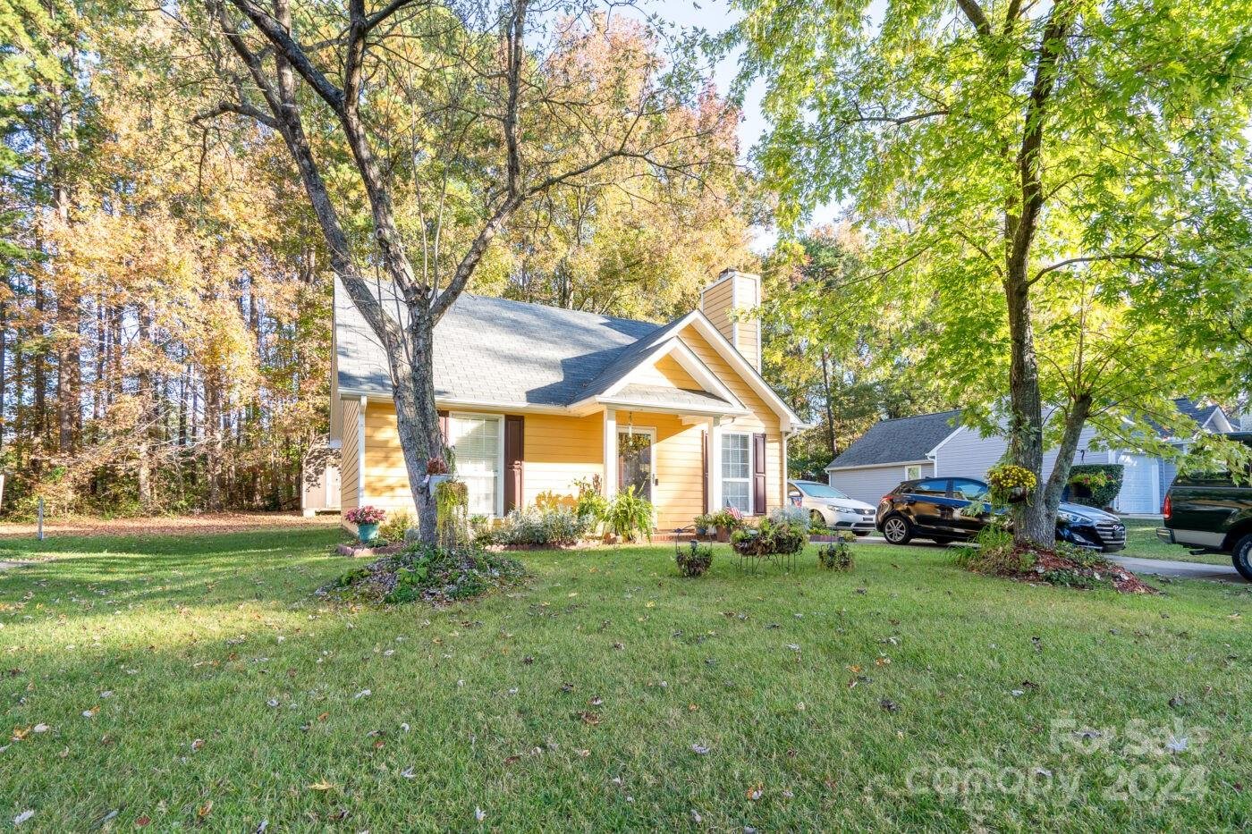Property image 1 at 6201 Sunbridge Court, Charlotte, NC 28269