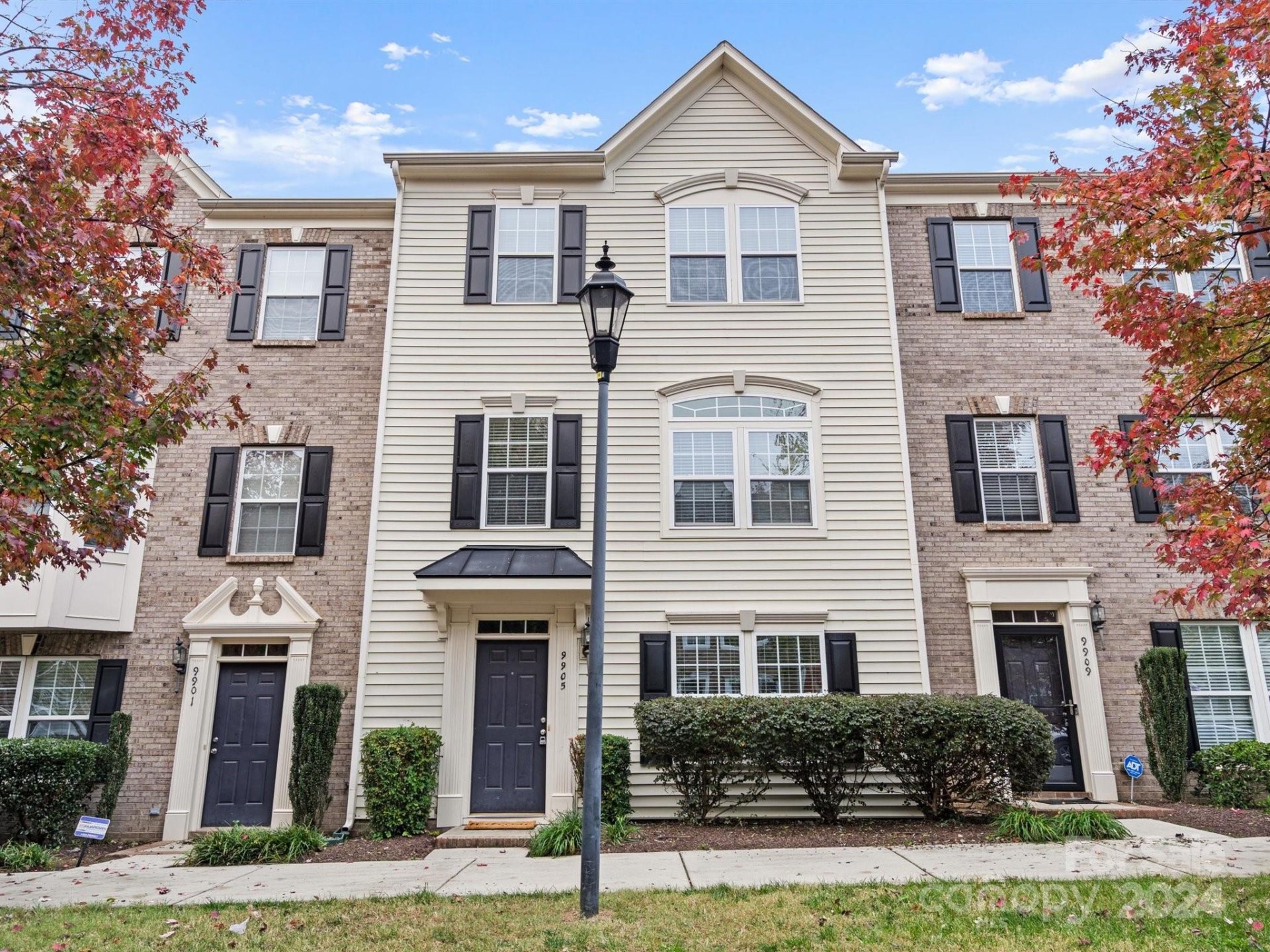 Property image 2 at 9905 Kings Parade Boulevard, Charlotte, NC 28273