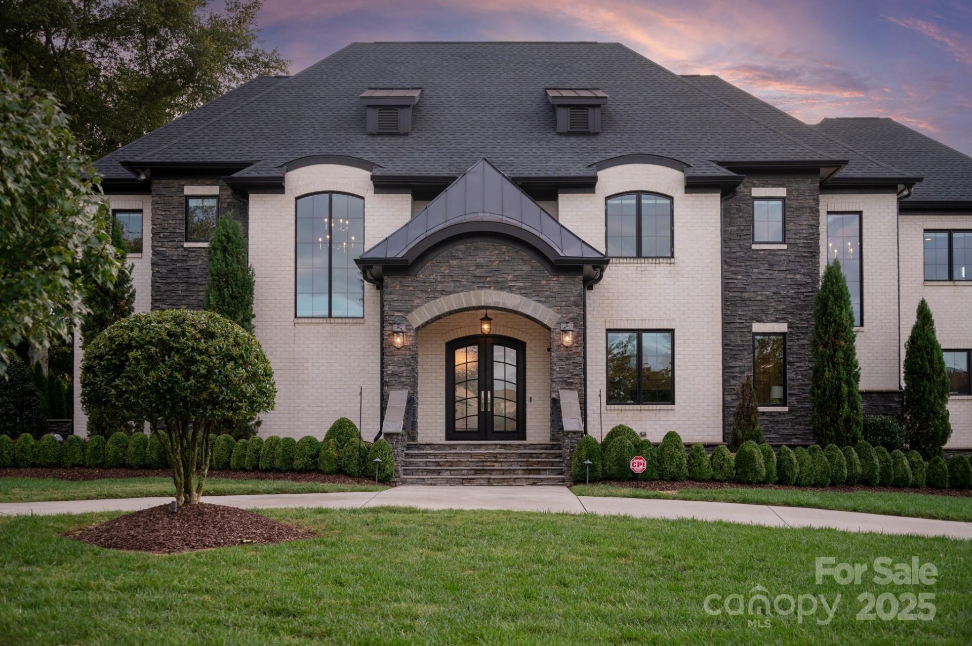 1400 Venetian Way Drive