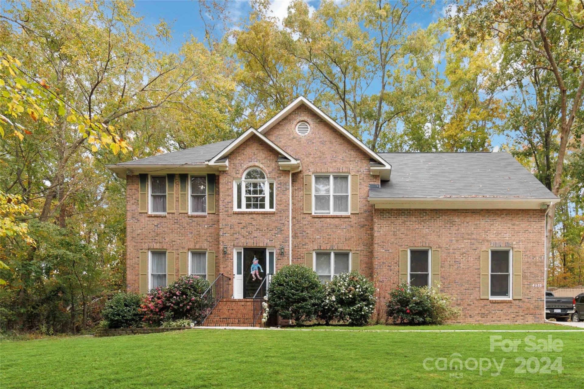 4370 Deer Run